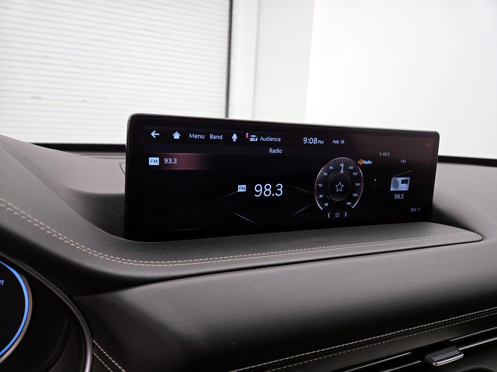 Thumbnail: 2021 Genesis GV80 - 16