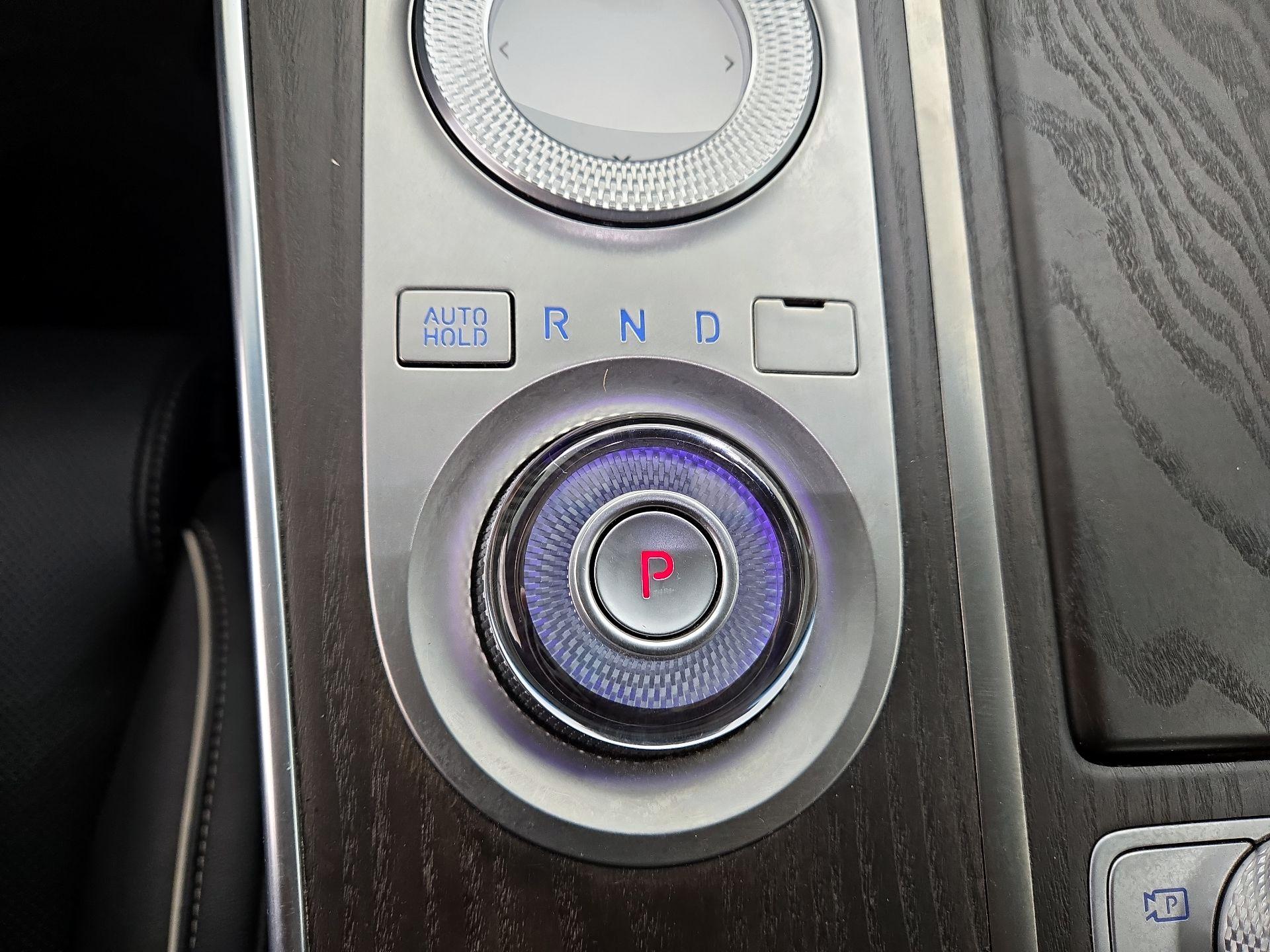 Thumbnail: 2021 Genesis GV80 - 18