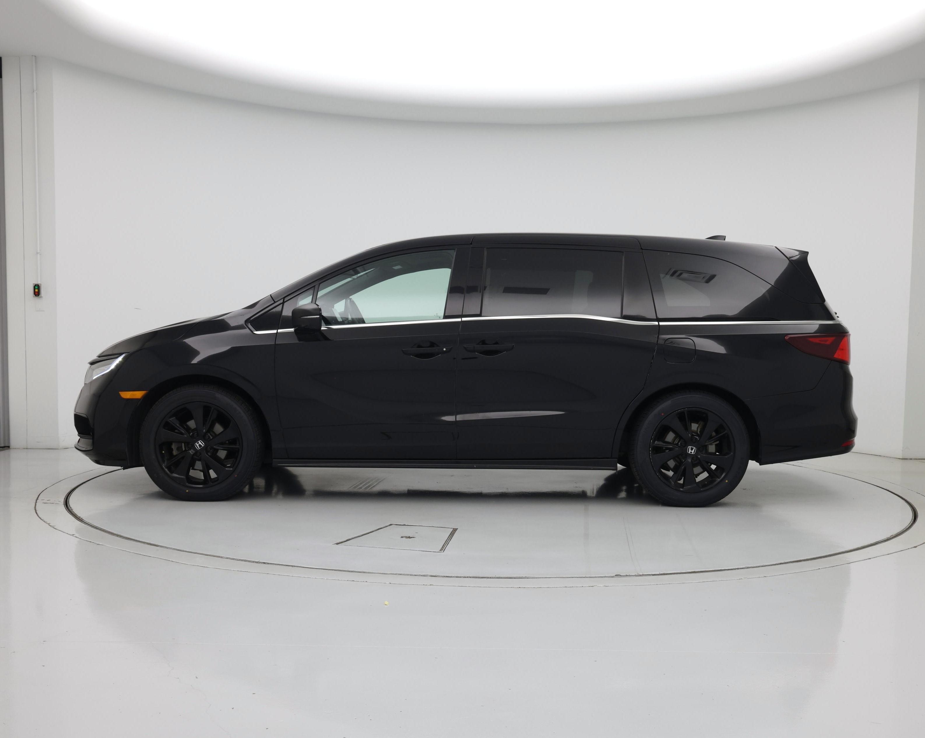 Thumbnail: 2023 Honda Odyssey - 3