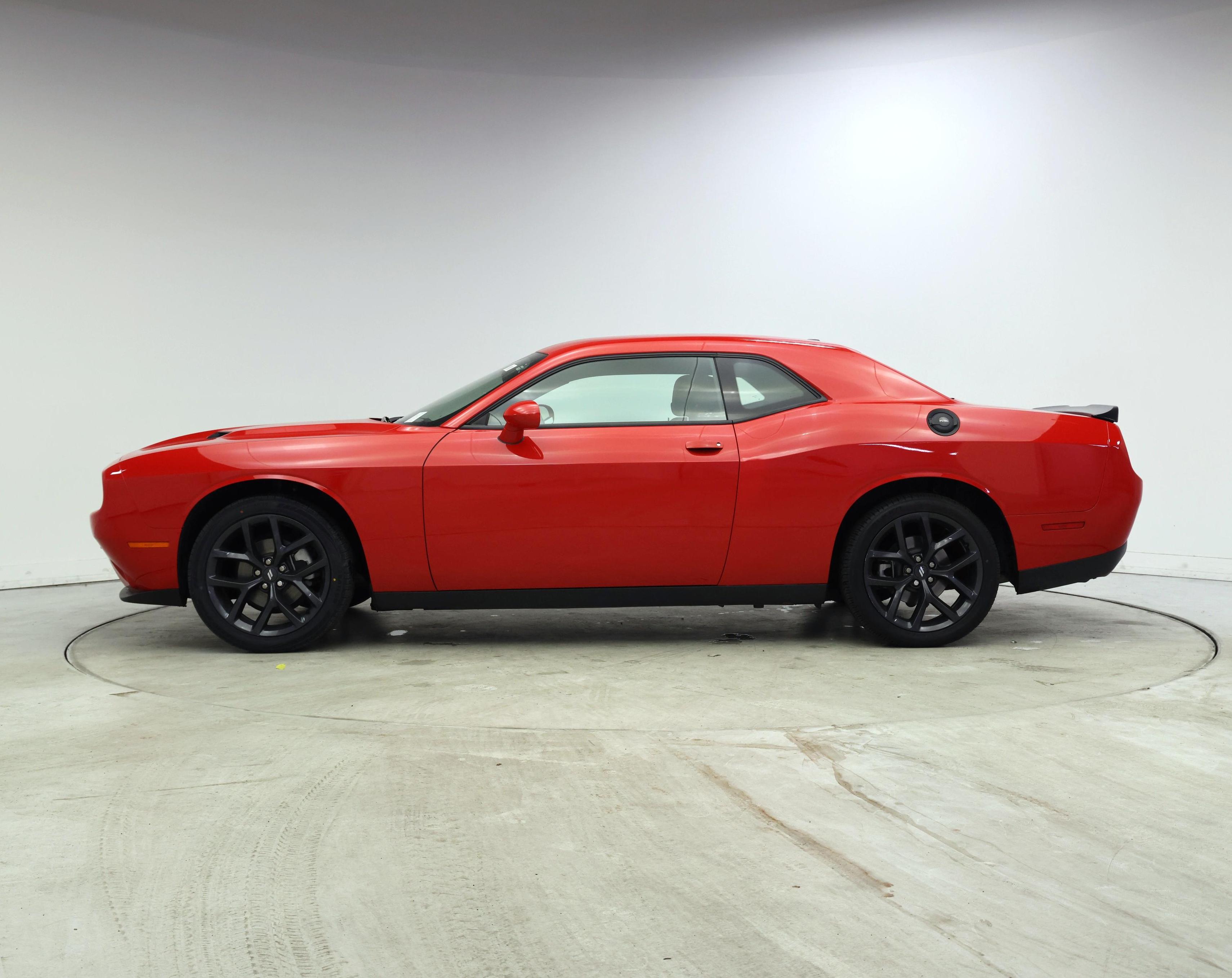 Thumbnail: 2021 Dodge Challenger - 3