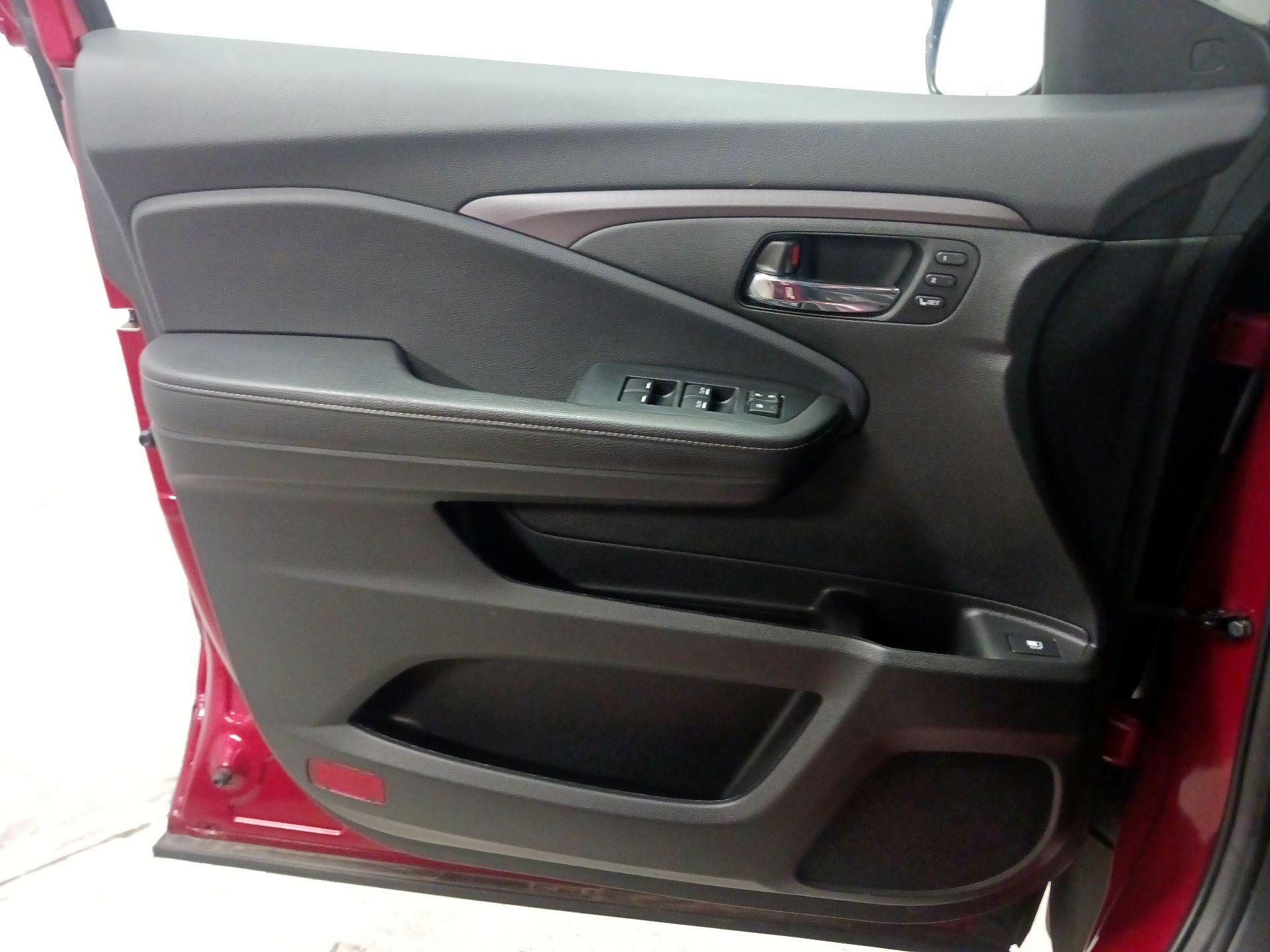 Thumbnail: 2023 Honda Ridgeline - 12