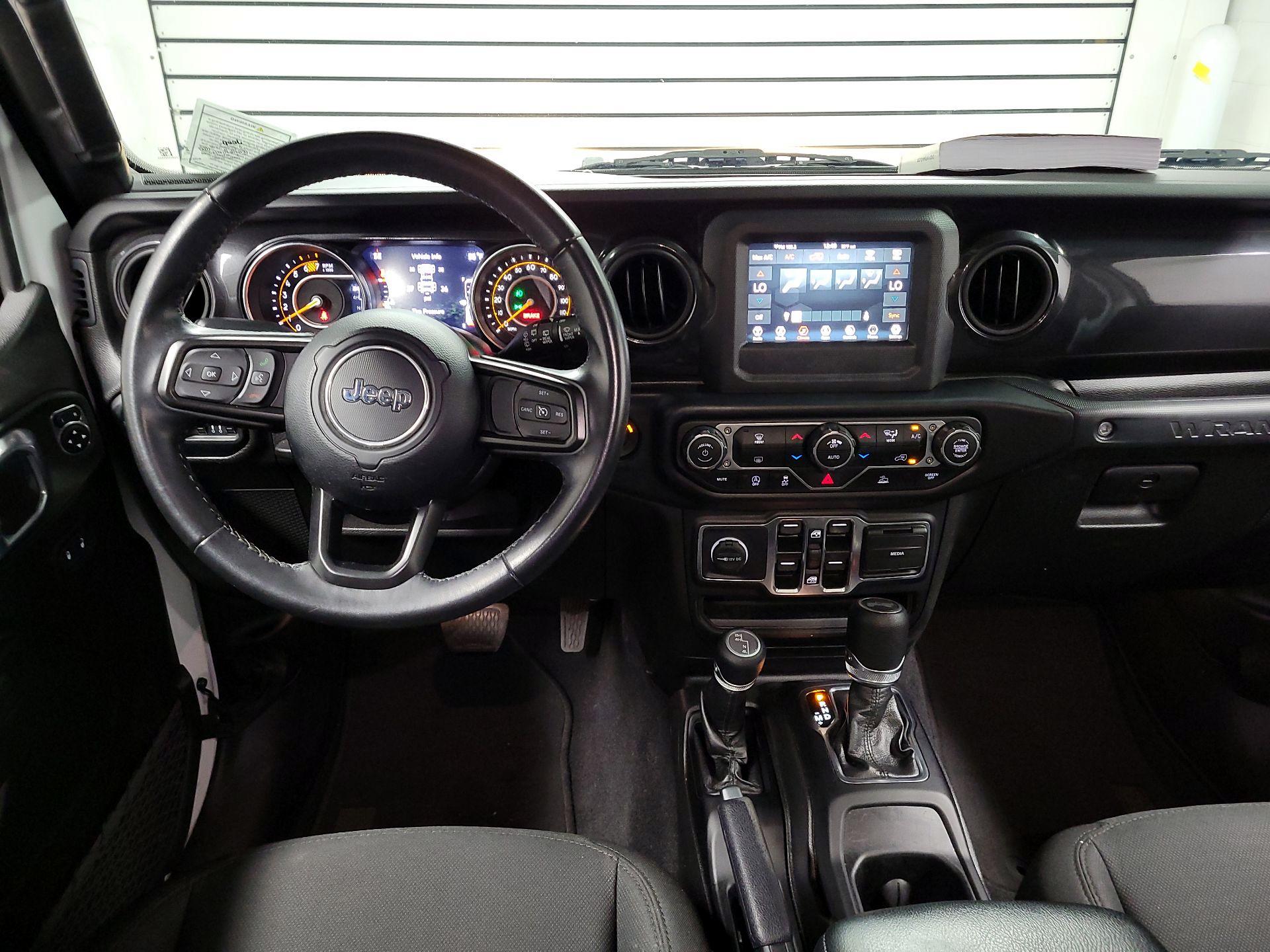 Thumbnail: 2021 Jeep Wrangler - 9