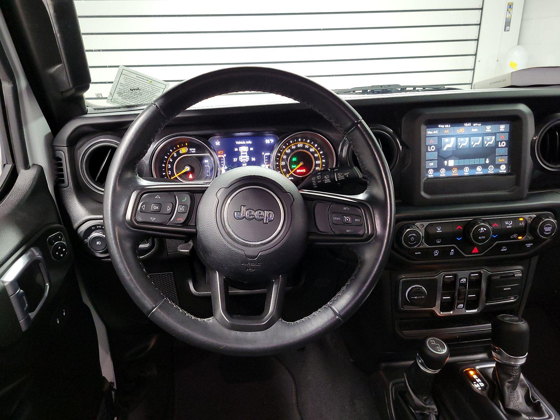 Thumbnail: 2021 Jeep Wrangler - 10