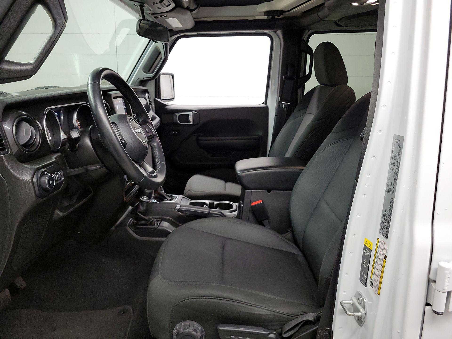 Thumbnail: 2021 Jeep Wrangler - 11