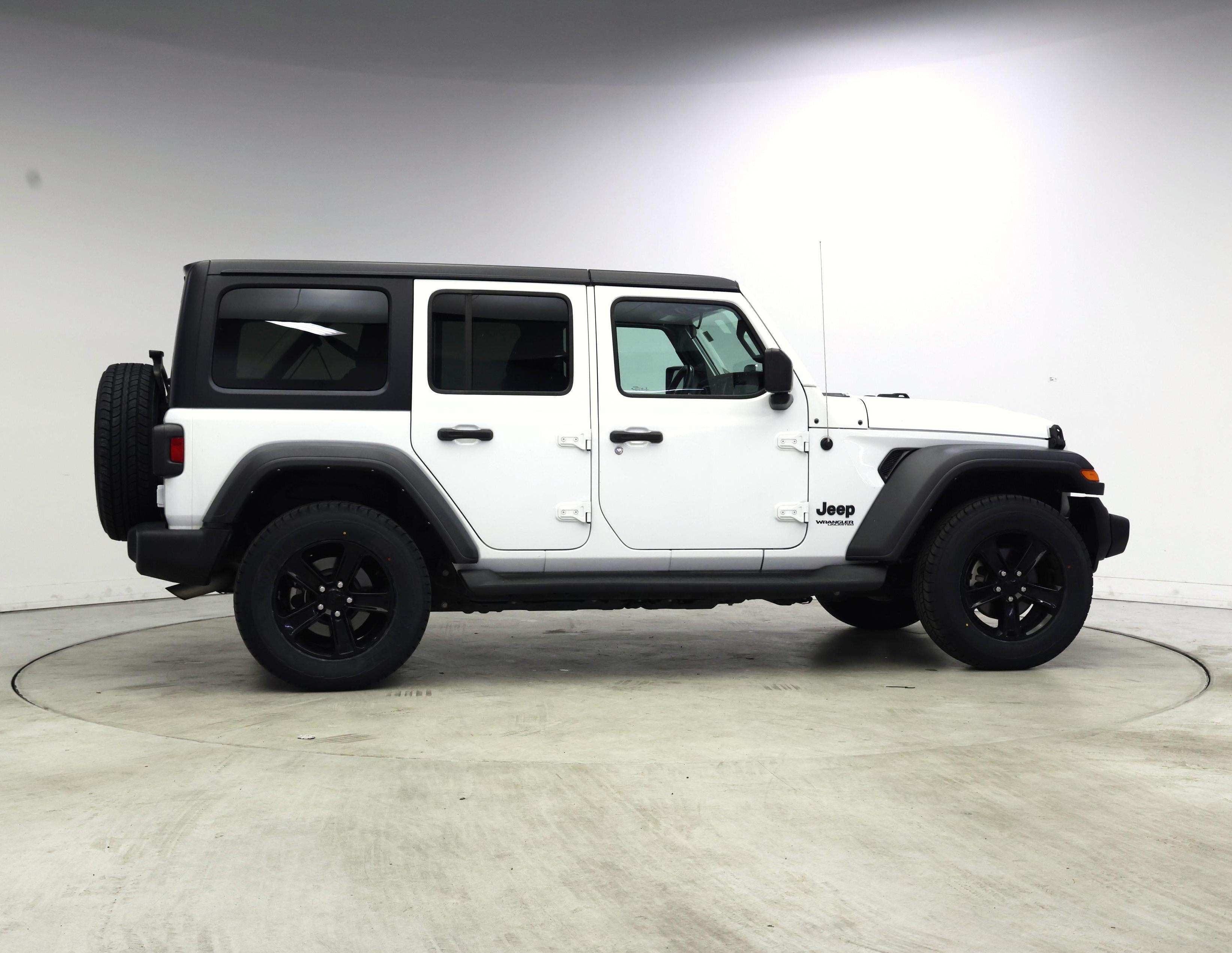 Thumbnail: 2021 Jeep Wrangler - 3