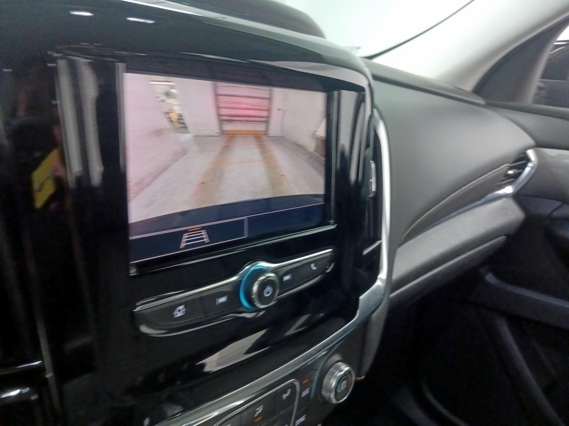 Thumbnail: 2021 Chevrolet Traverse - 13