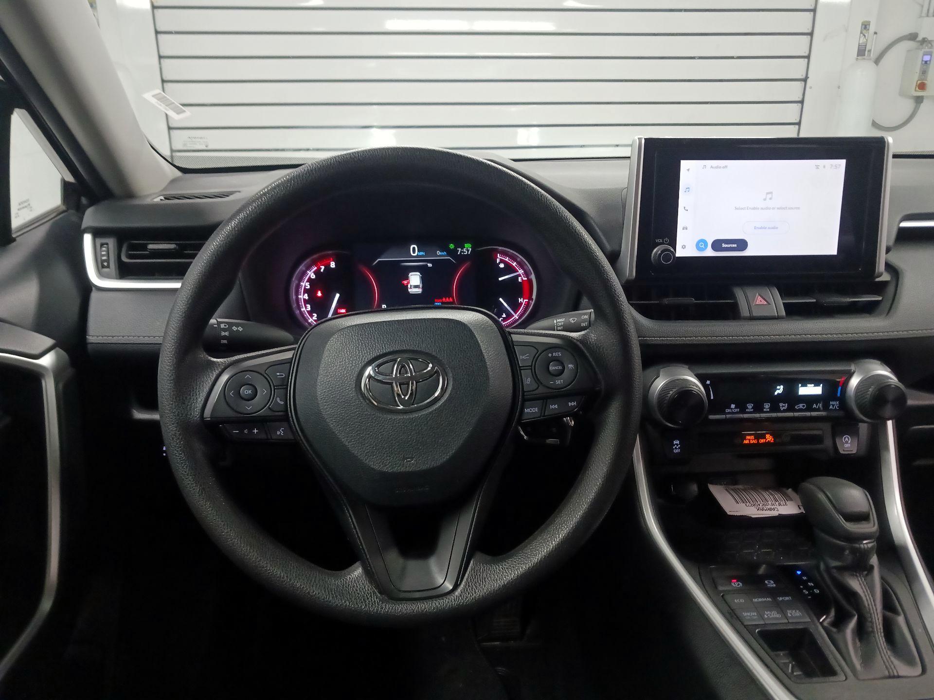 Thumbnail: 2024 Toyota RAV4 - 10