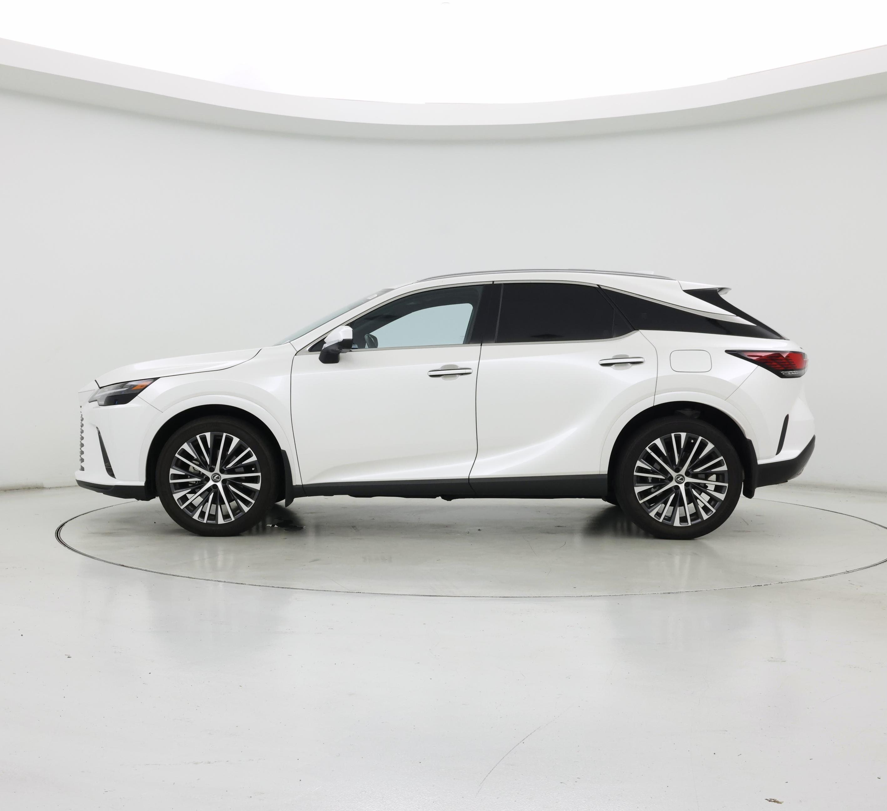 Thumbnail: 2024 Lexus RX - 3