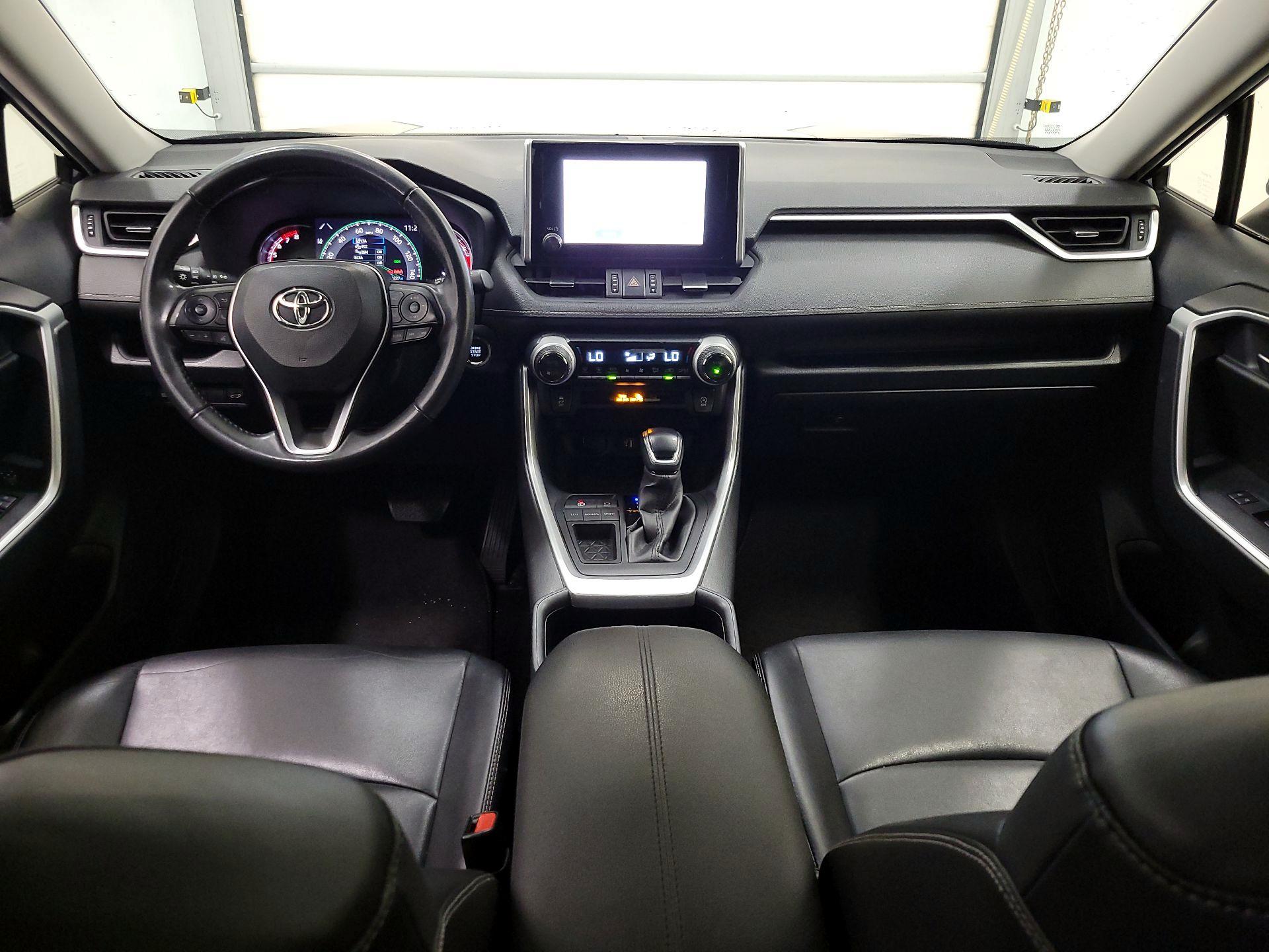 Thumbnail: 2023 Toyota RAV4 - 9