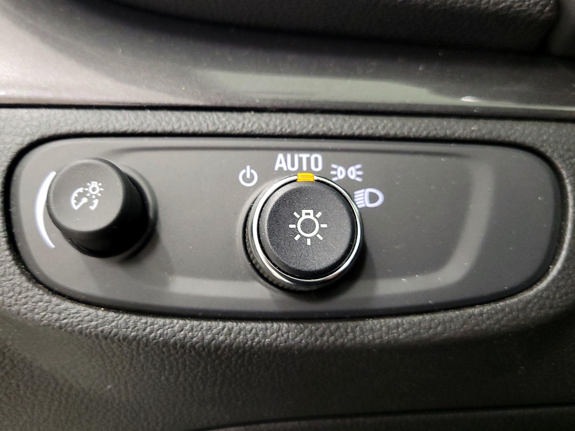 Thumbnail: 2022 Buick Encore - 13