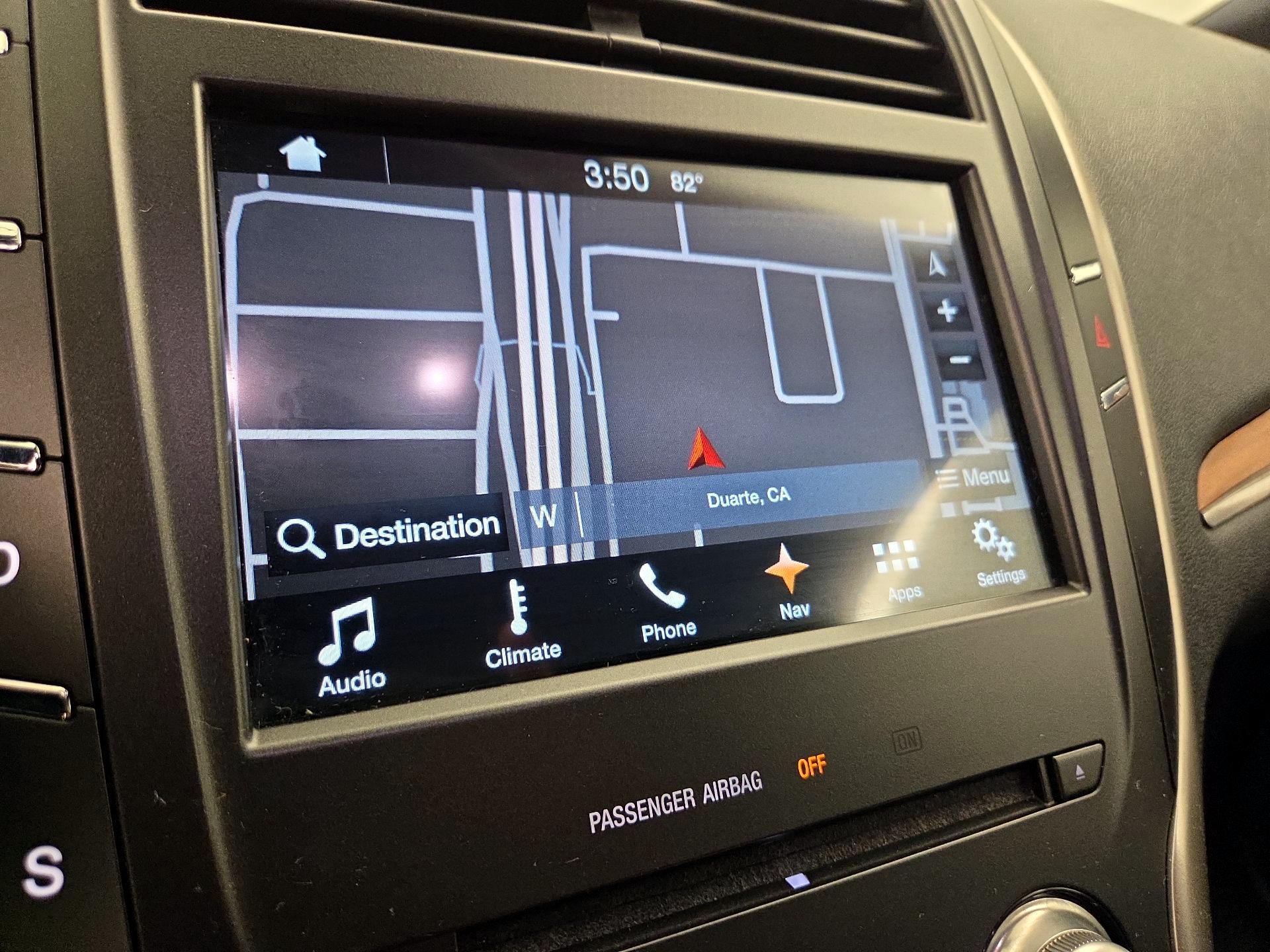 Thumbnail: 2016 Lincoln MKC - 14