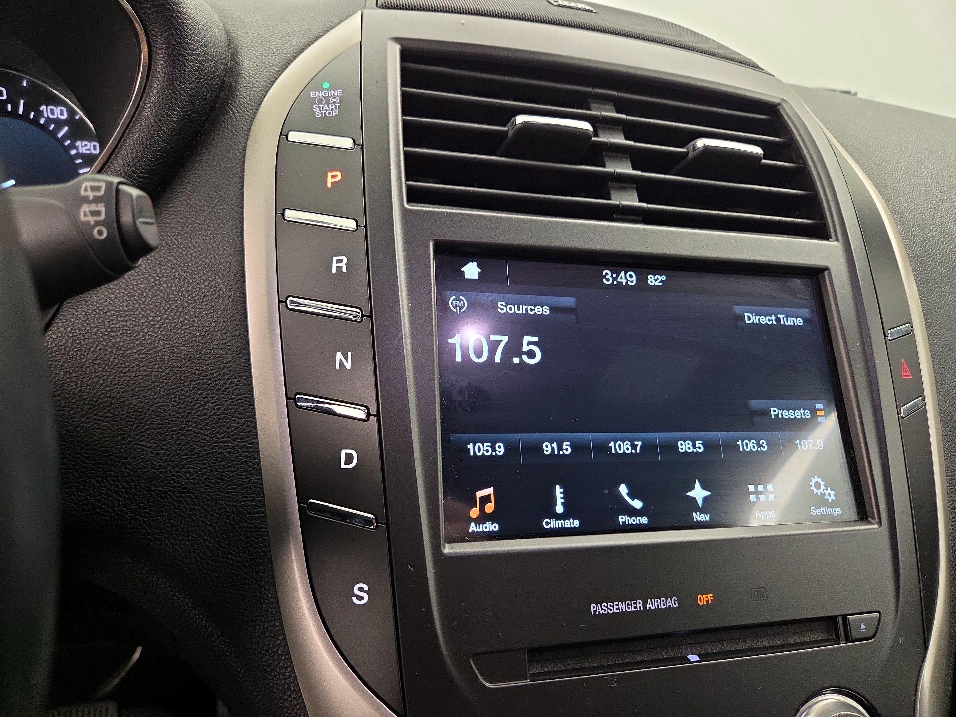 Thumbnail: 2016 Lincoln MKC - 18