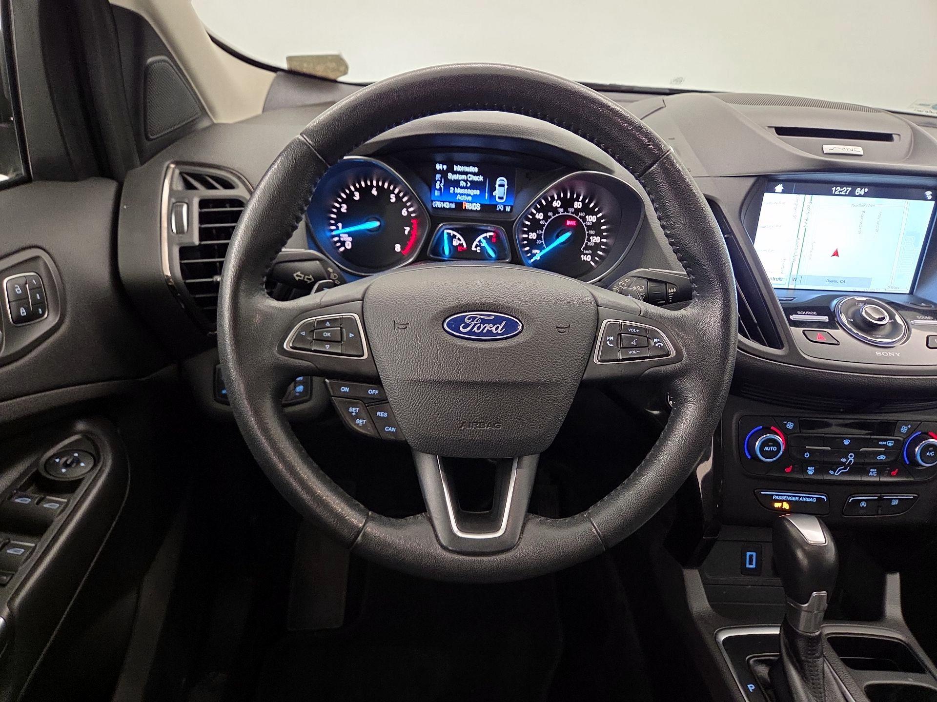 Thumbnail: 2017 Ford Escape - 10