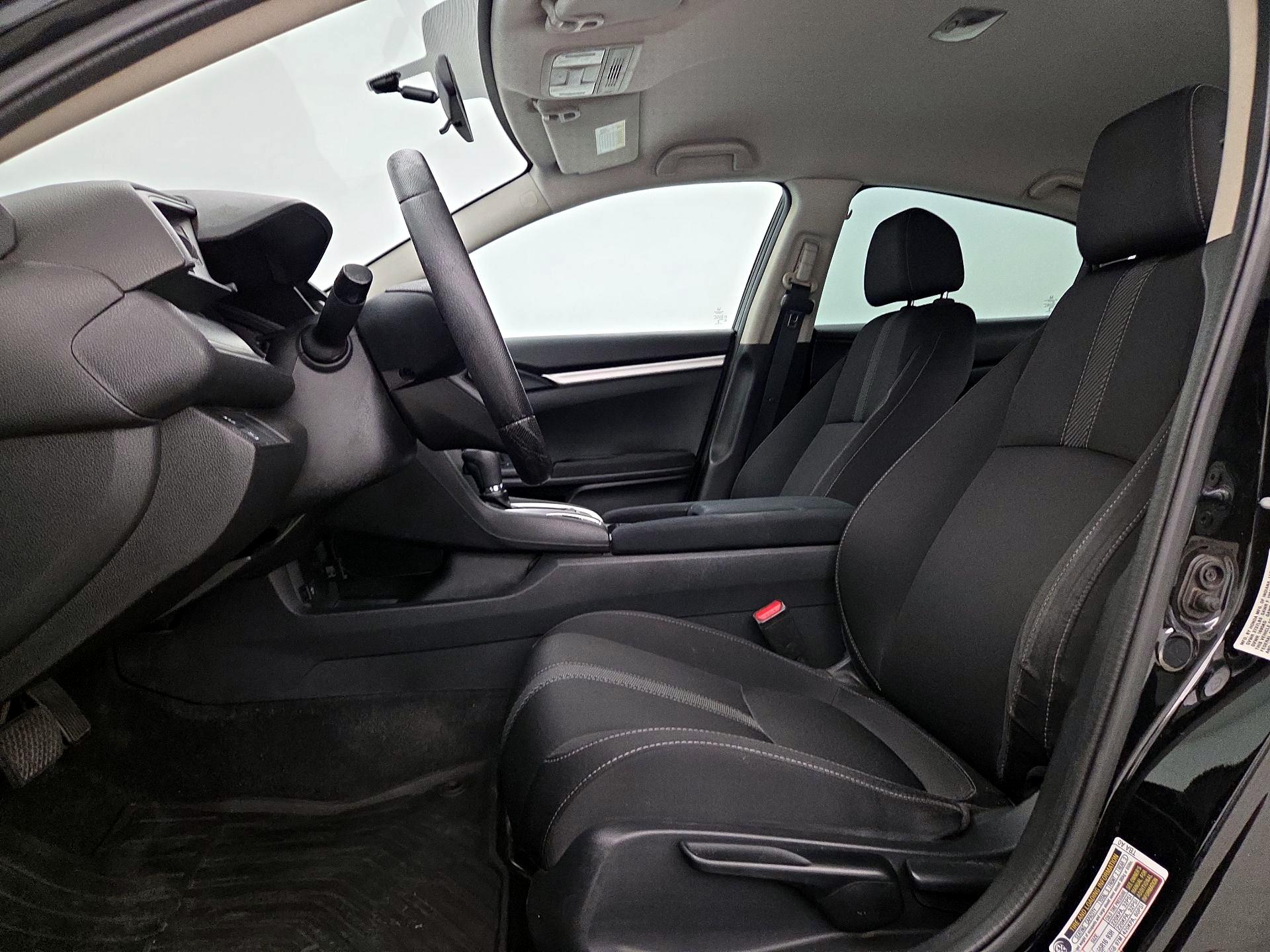 Thumbnail: 2016 Honda Civic - 11