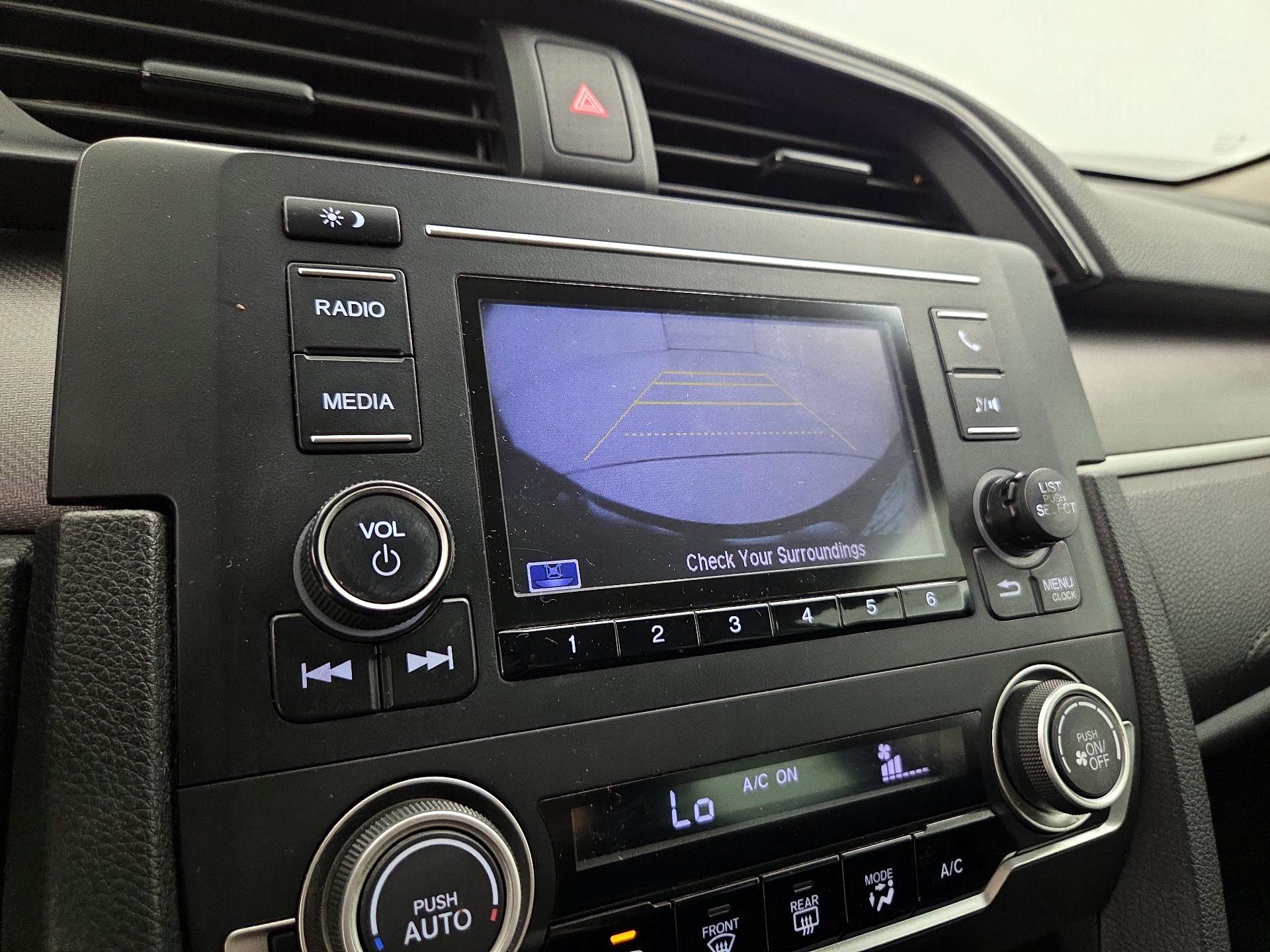 Thumbnail: 2016 Honda Civic - 14