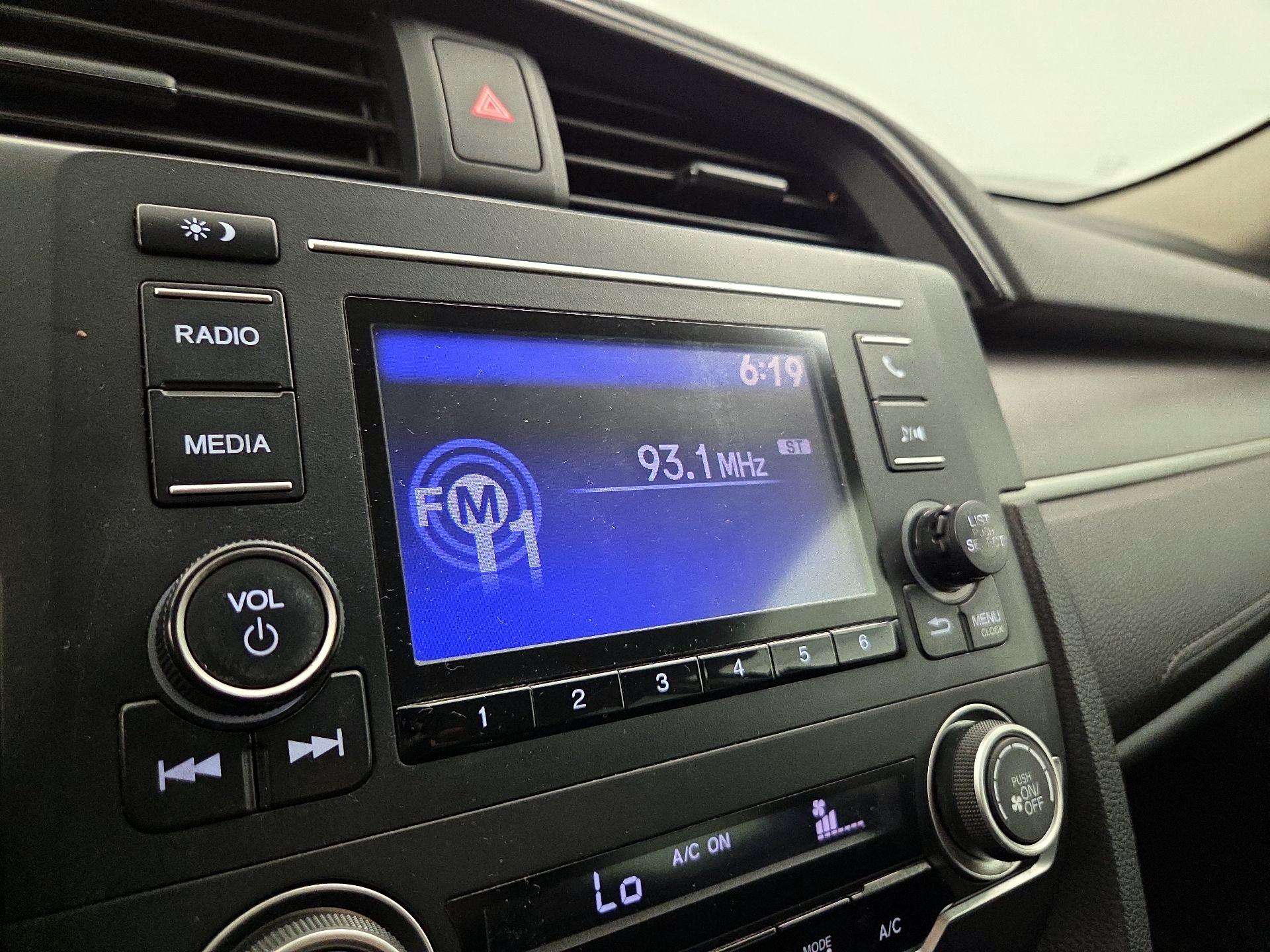 Thumbnail: 2016 Honda Civic - 15