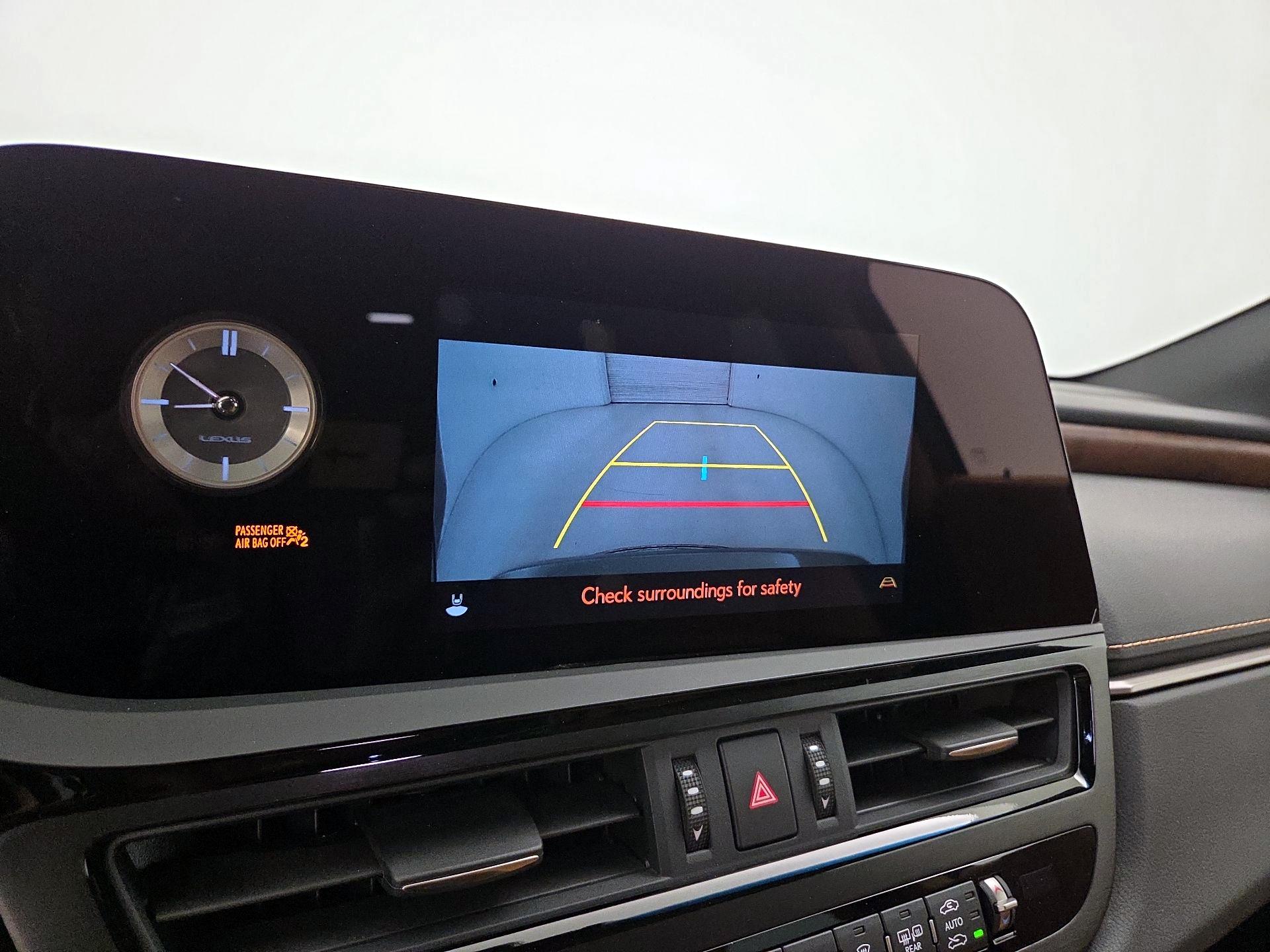 Thumbnail: 2025 Lexus ES - 14