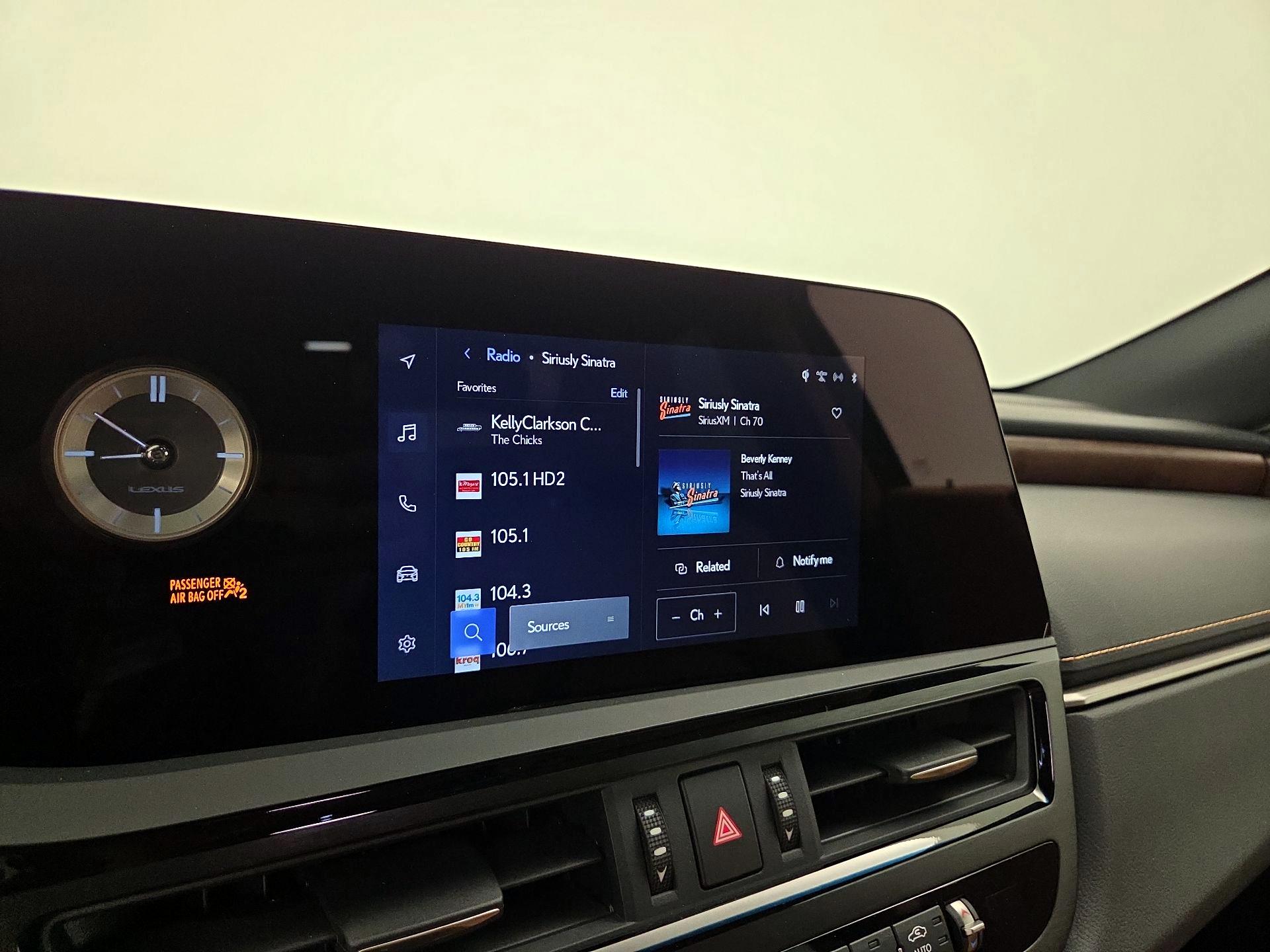 Thumbnail: 2025 Lexus ES - 15