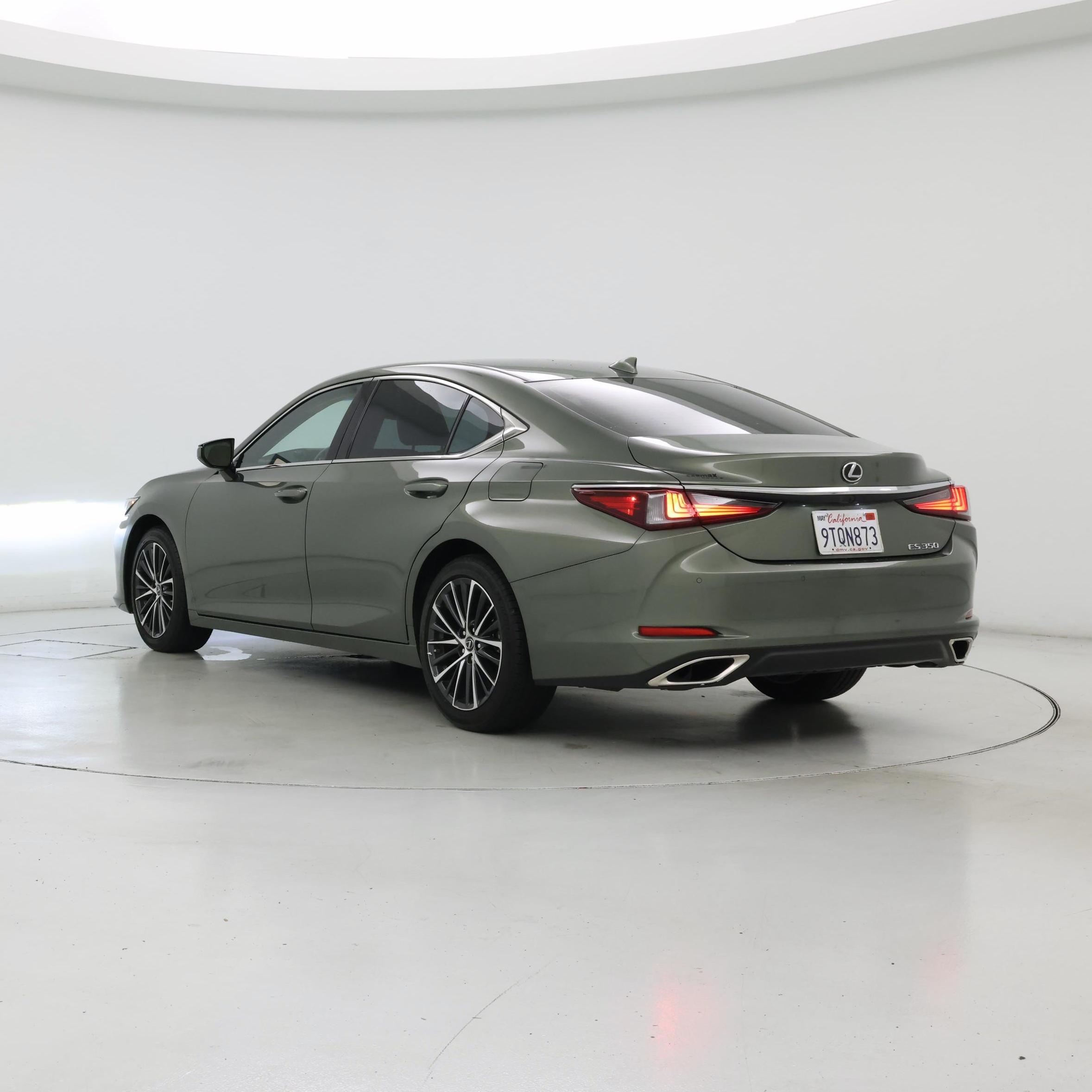 Thumbnail: 2025 Lexus ES - 2