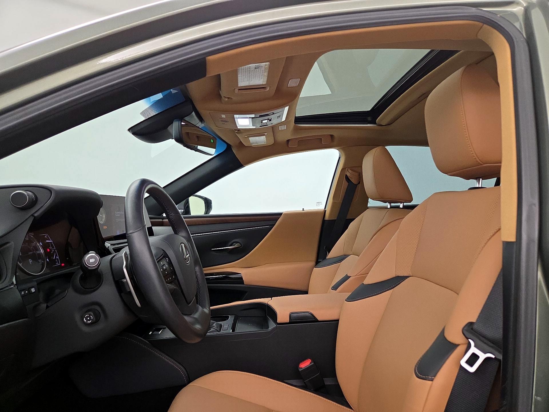 Thumbnail: 2025 Lexus ES - 19