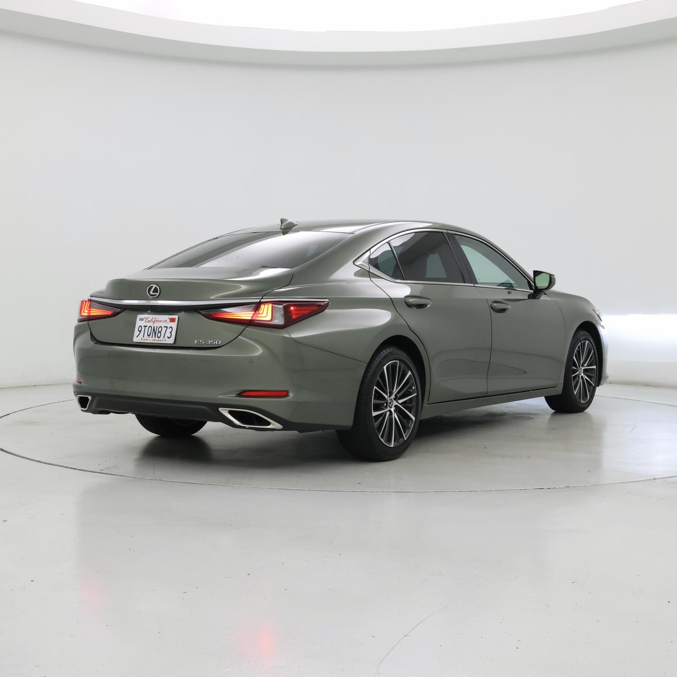 Thumbnail: 2025 Lexus ES - 8