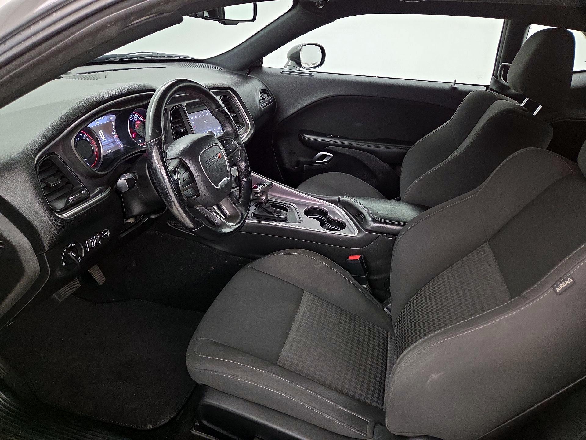 Thumbnail: 2019 Dodge Challenger - 11