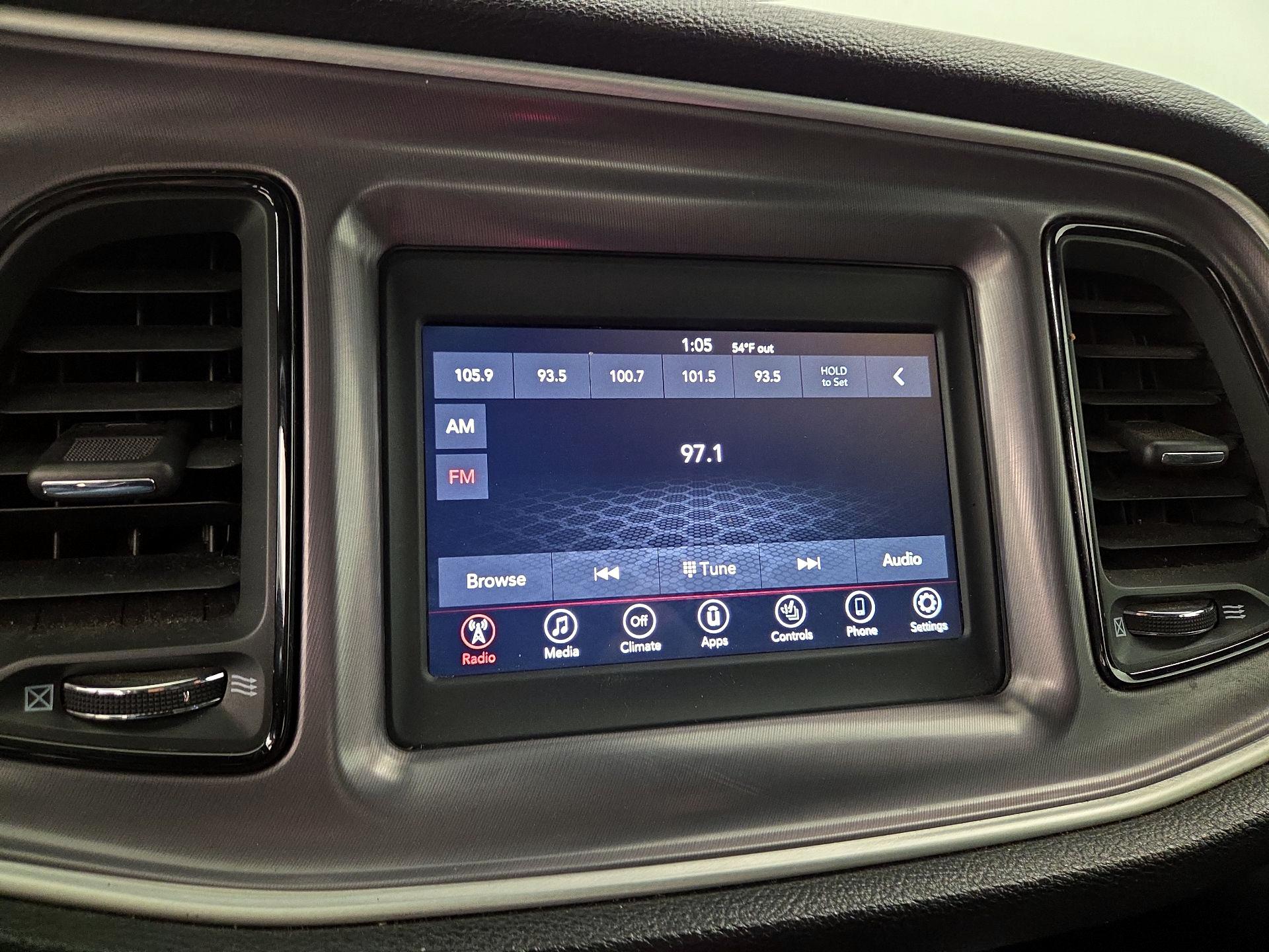 Thumbnail: 2019 Dodge Challenger - 15