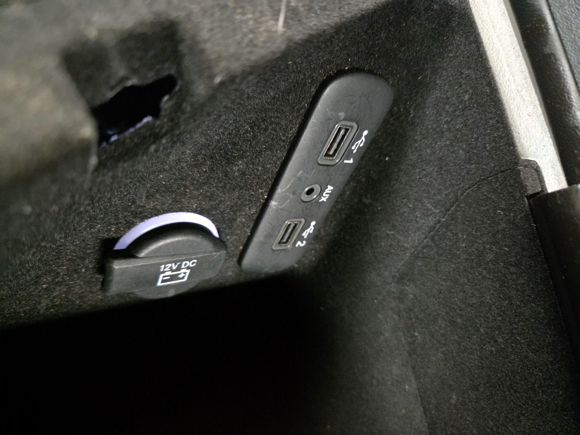 Thumbnail: 2019 Dodge Challenger - 18