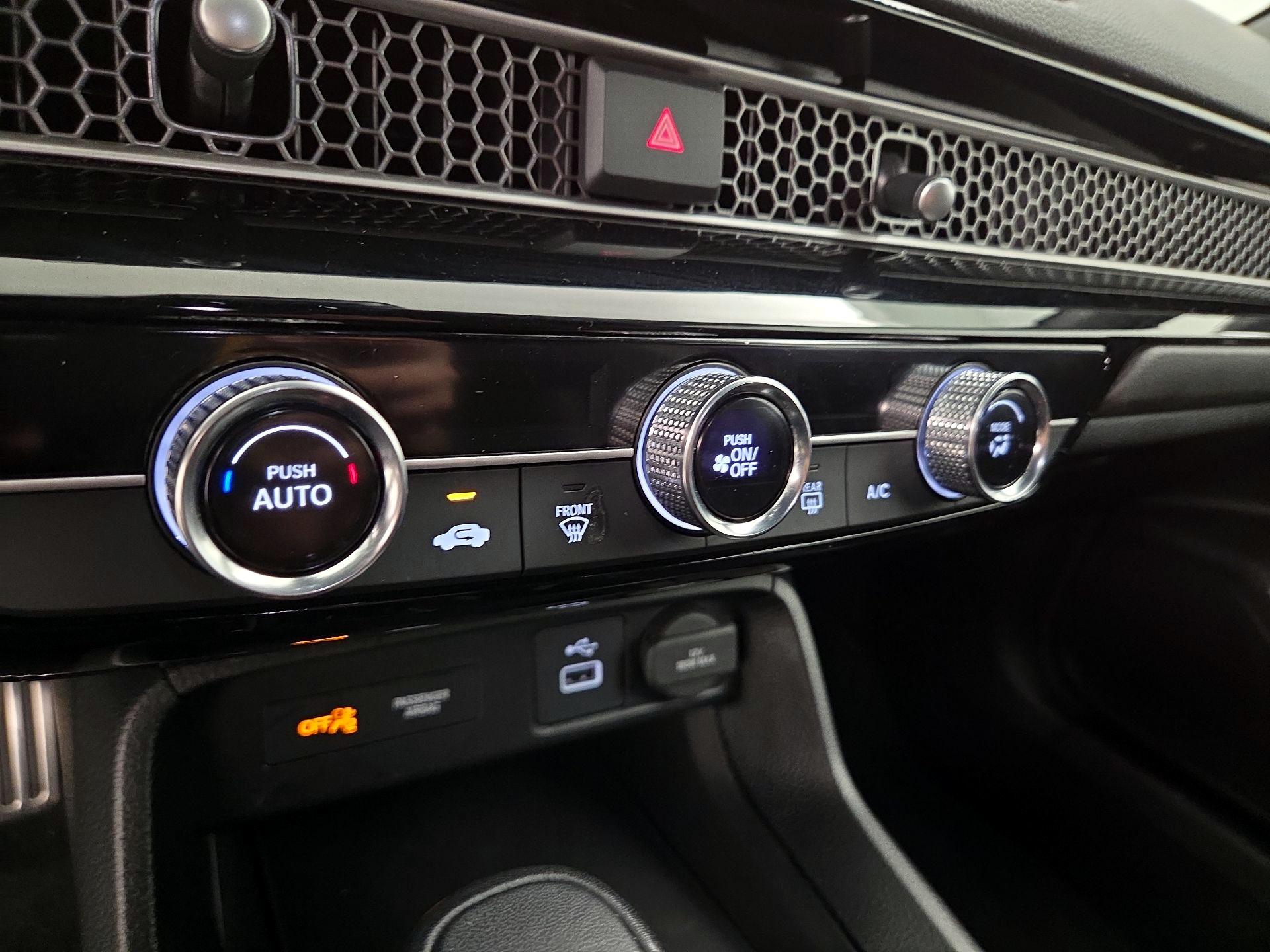 Thumbnail: 2024 Honda Civic - 16