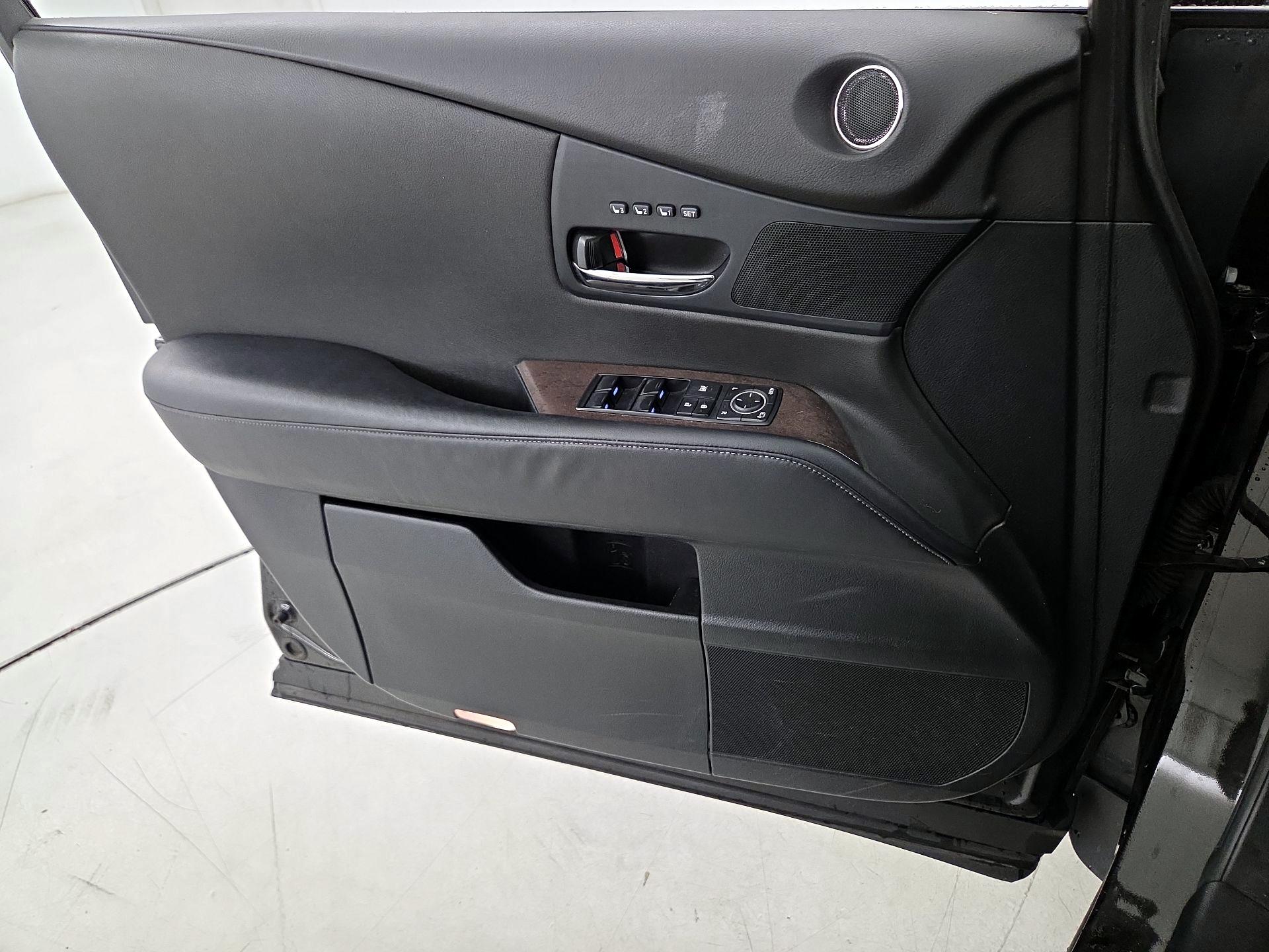 Thumbnail: 2015 Lexus RX - 12