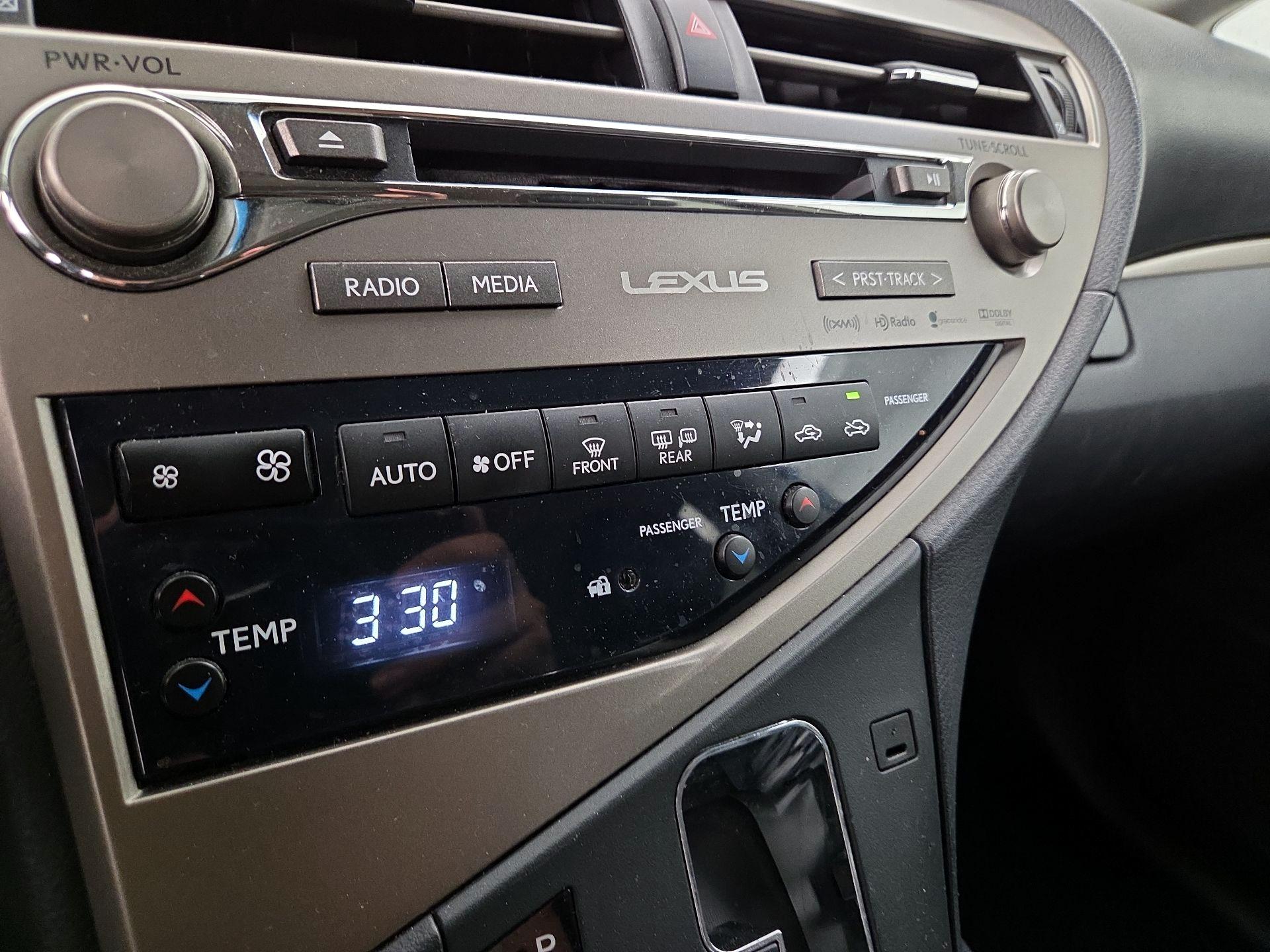 Thumbnail: 2015 Lexus RX - 16