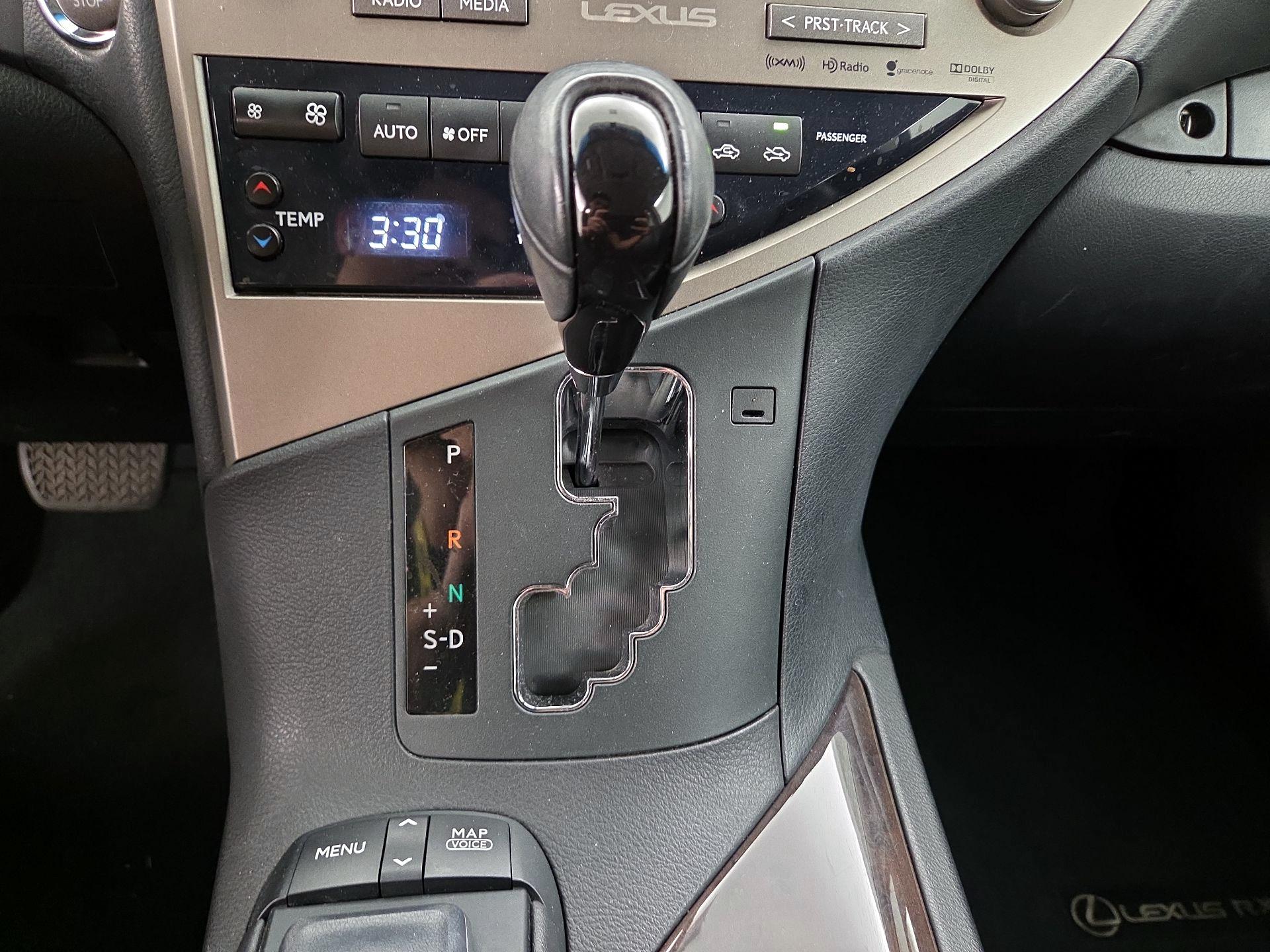 Thumbnail: 2015 Lexus RX - 17