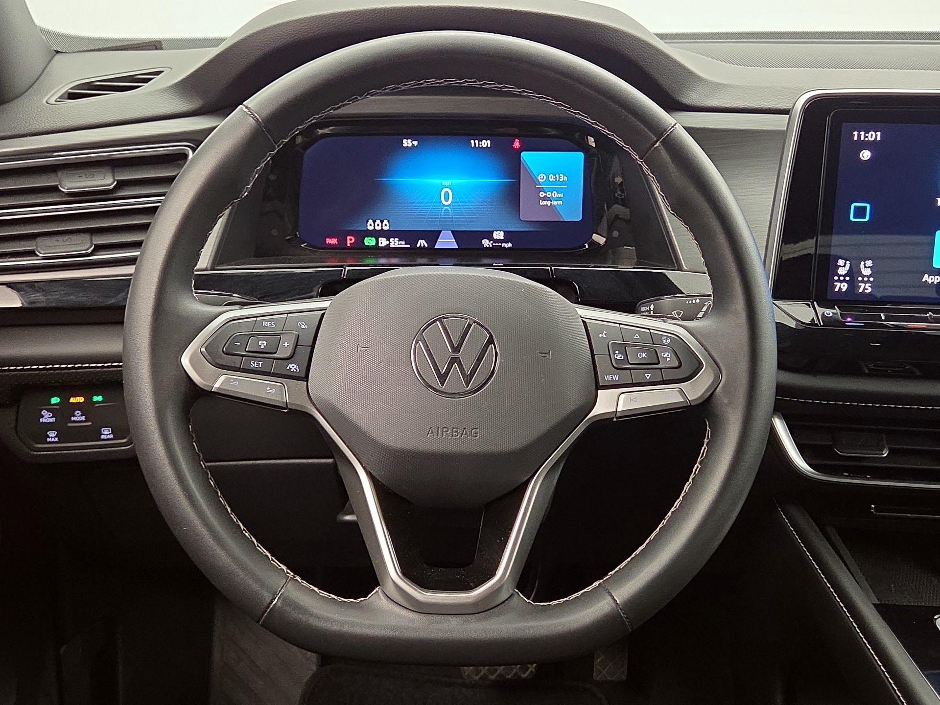 Thumbnail: 2024 Volkswagen Atlas - 10