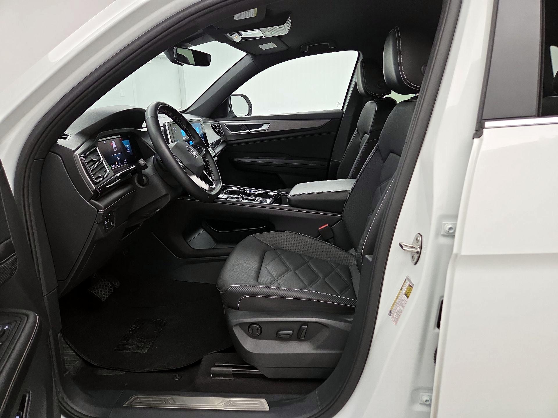 Thumbnail: 2024 Volkswagen Atlas - 11