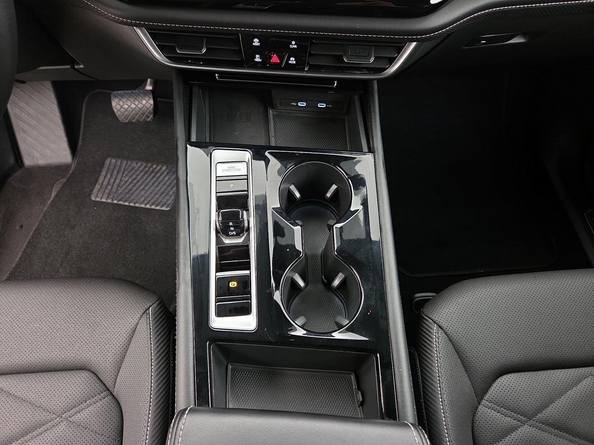 Thumbnail: 2024 Volkswagen Atlas - 17