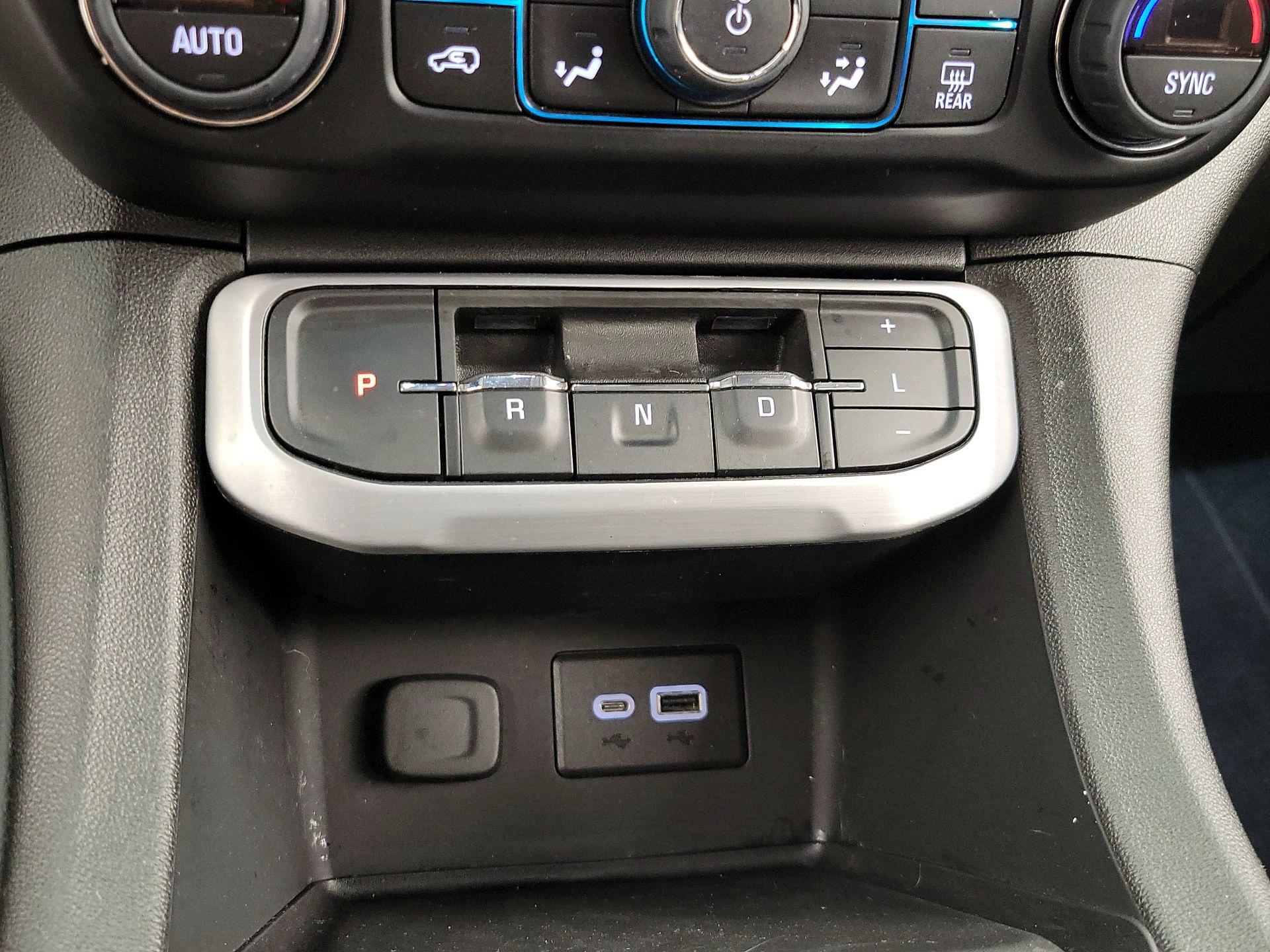 Thumbnail: 2023 GMC Acadia - 17