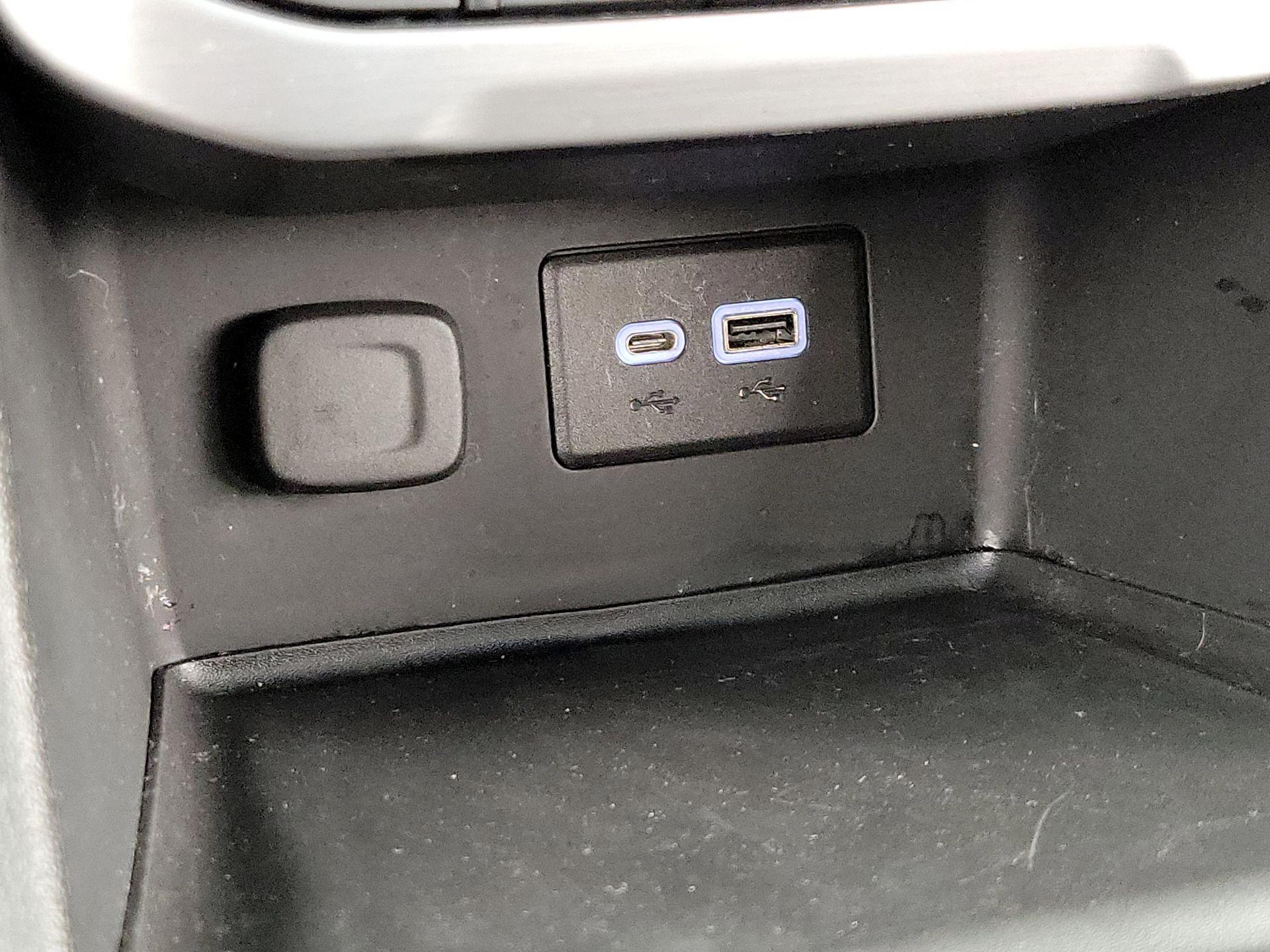 Thumbnail: 2023 GMC Acadia - 18