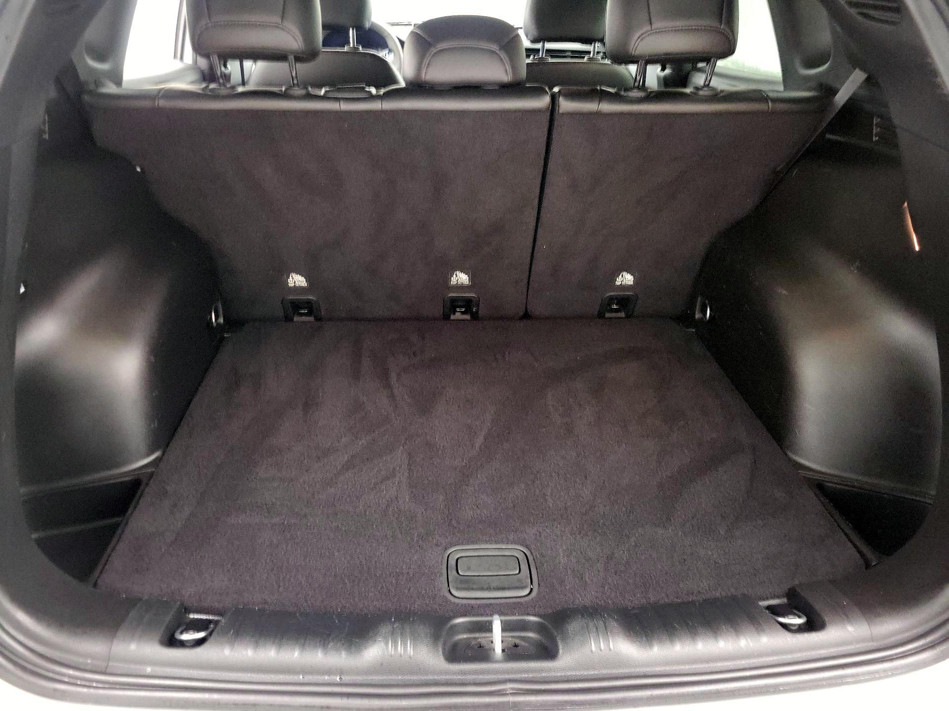 Thumbnail: 2023 Jeep Compass - 20