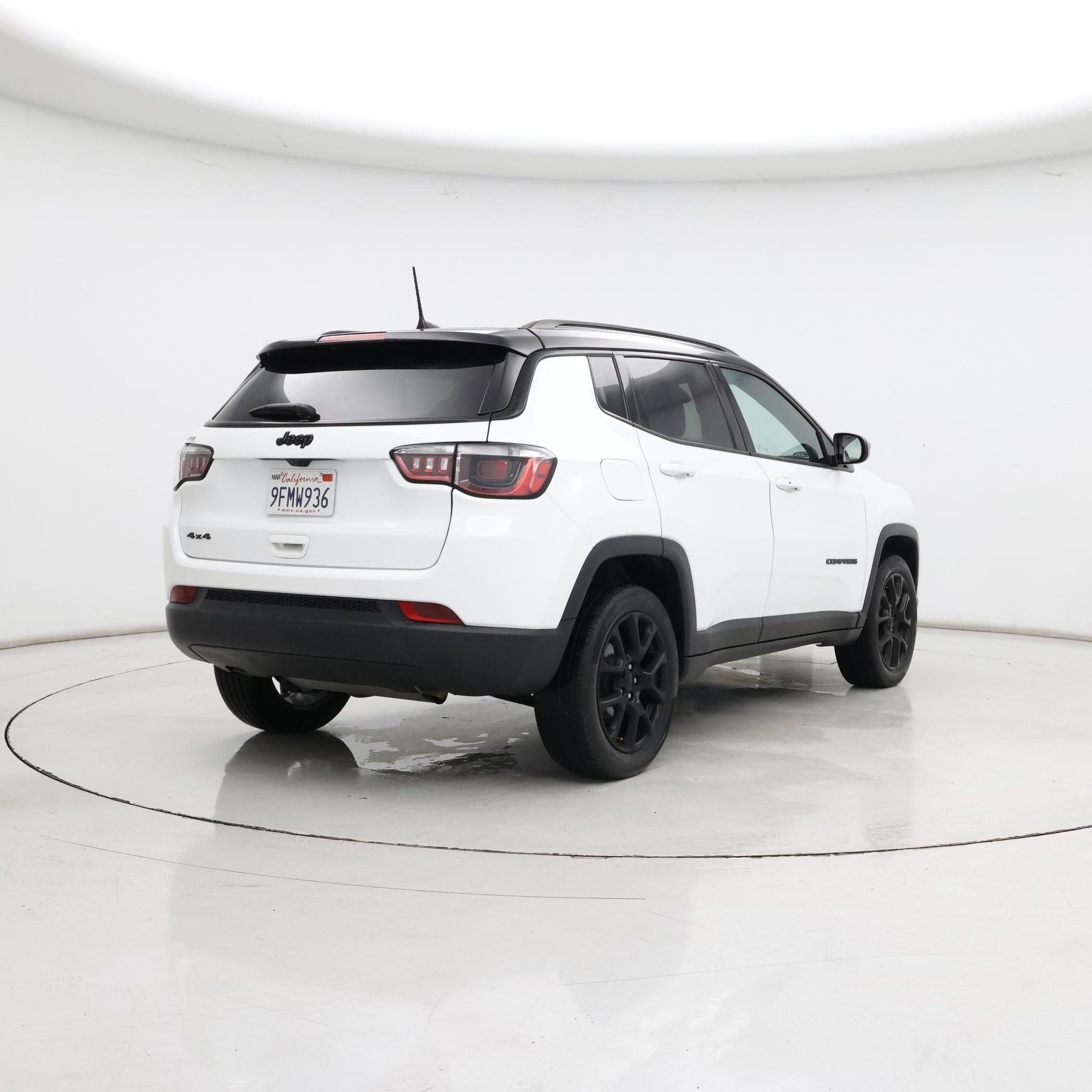 Thumbnail: 2023 Jeep Compass - 8