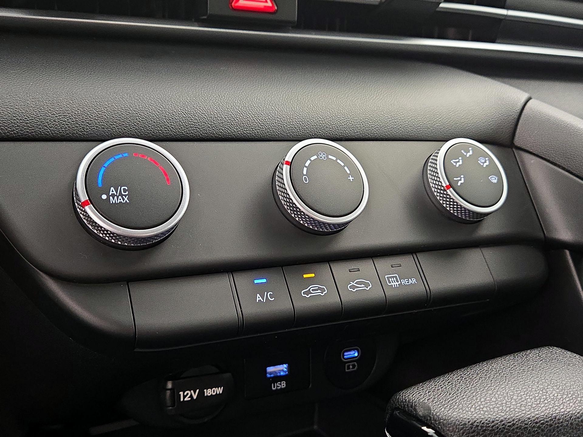 Thumbnail: 2025 Hyundai Elantra - 16