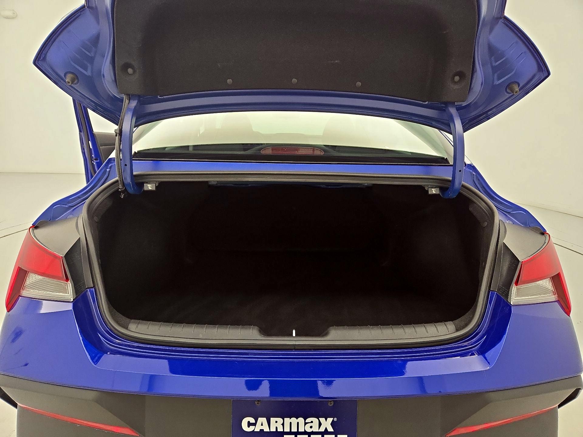 Thumbnail: 2025 Hyundai Elantra - 20