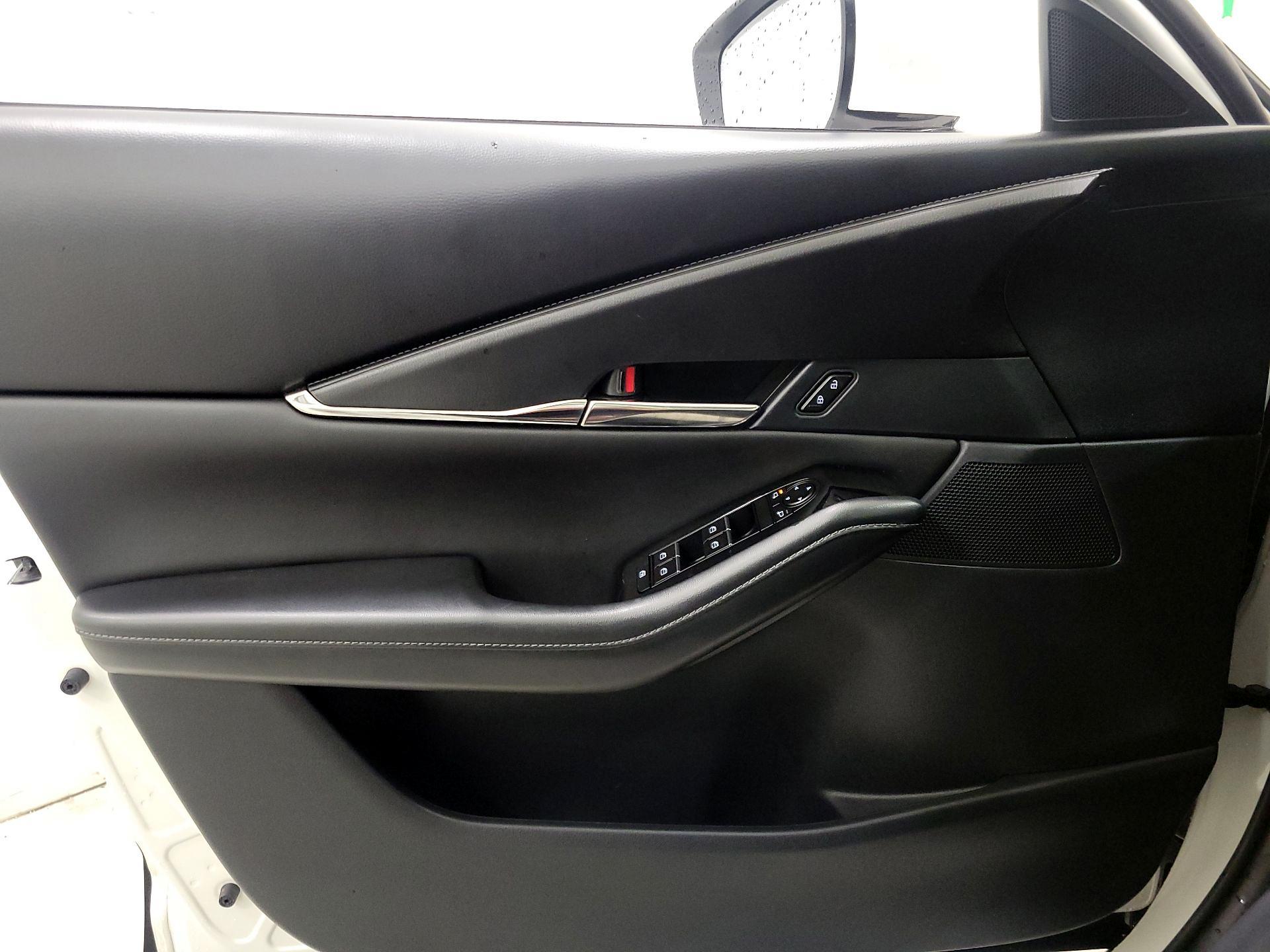 Thumbnail: 2025 Mazda CX-30 - 12