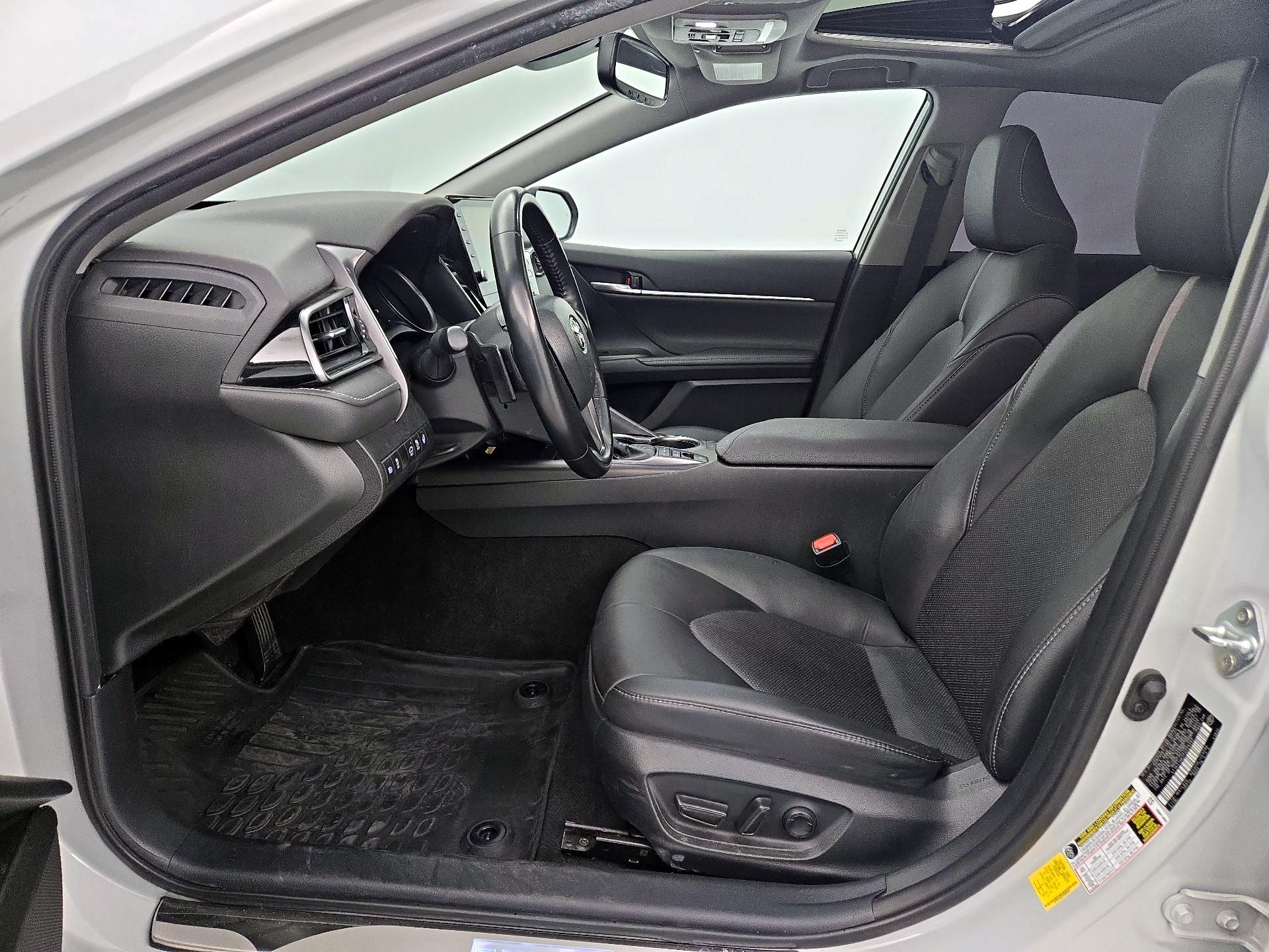 Thumbnail: 2023 Toyota Camry - 11