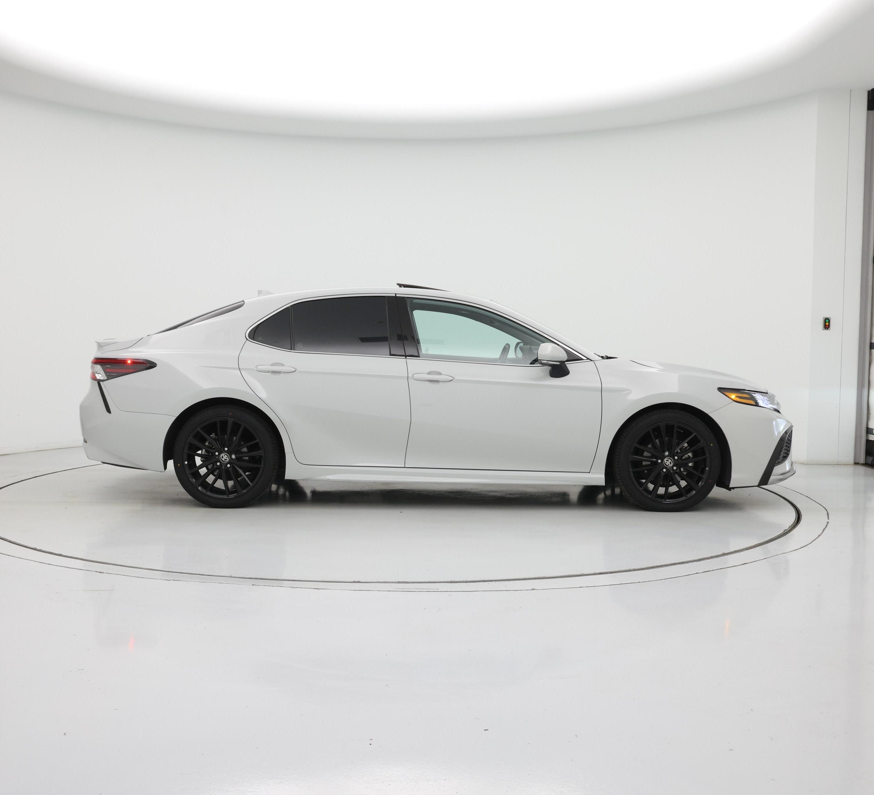 Thumbnail: 2023 Toyota Camry - 7