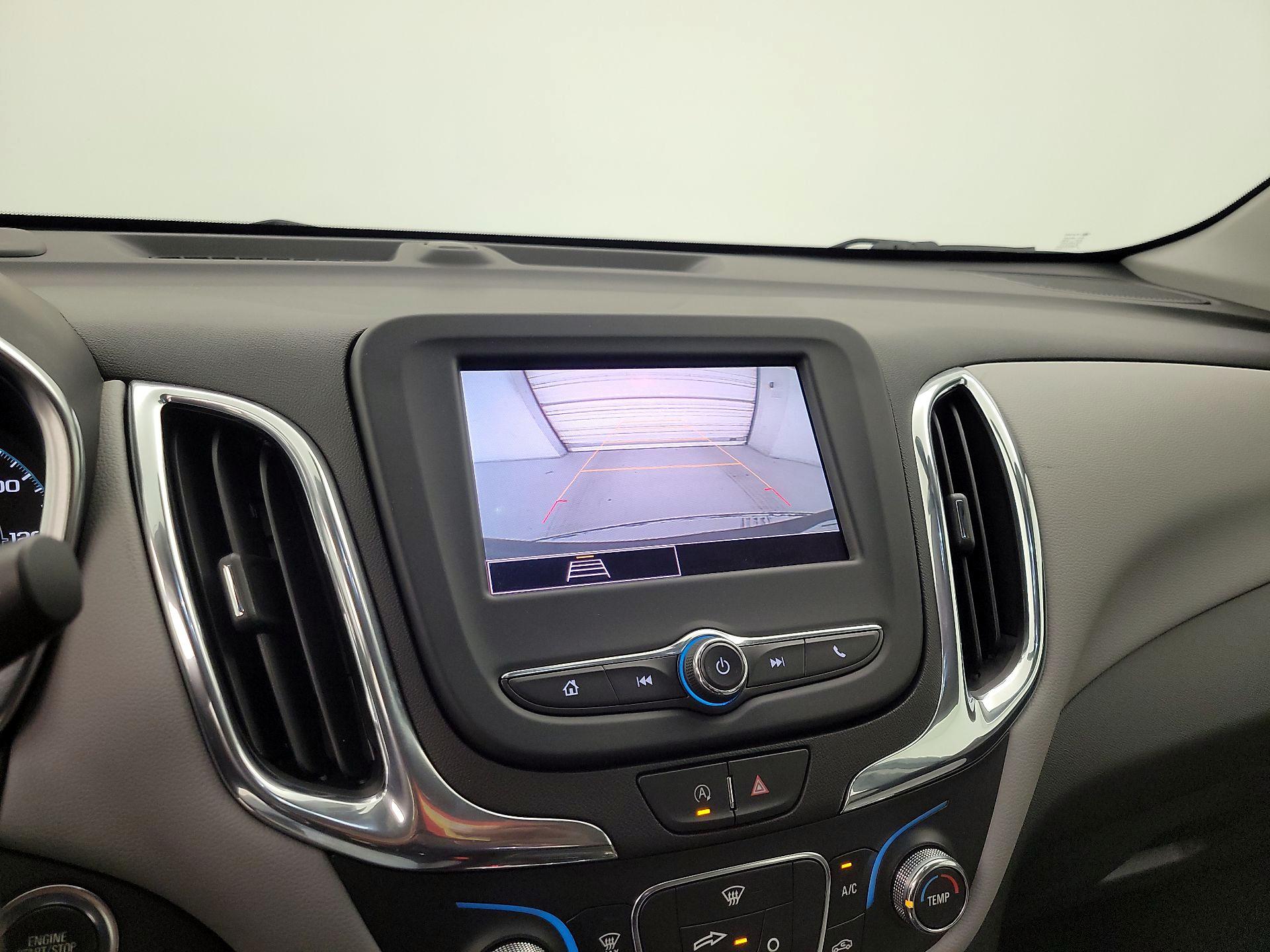 Thumbnail: 2022 Chevrolet Equinox - 14