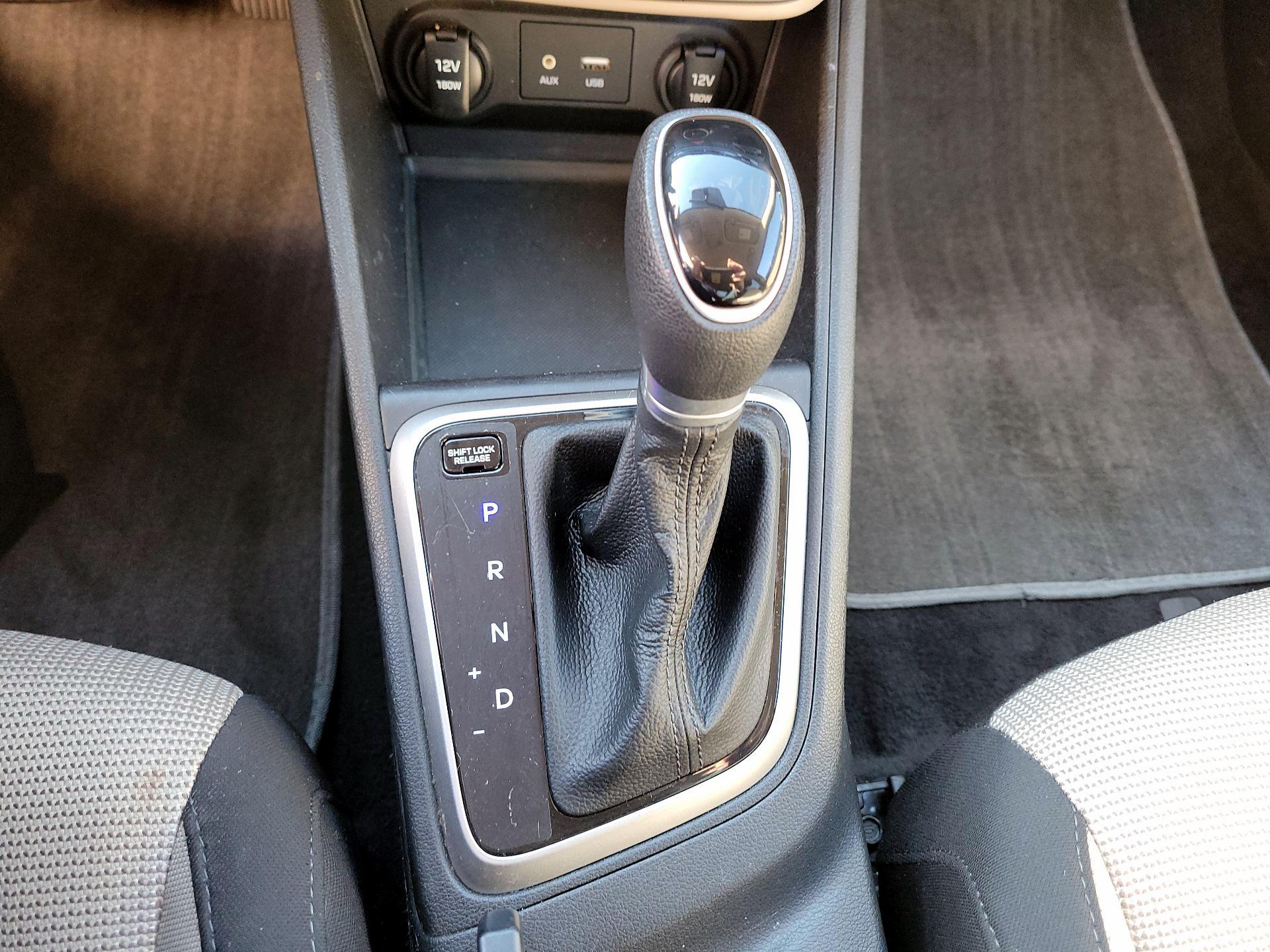 Thumbnail: 2022 Hyundai Accent - 17