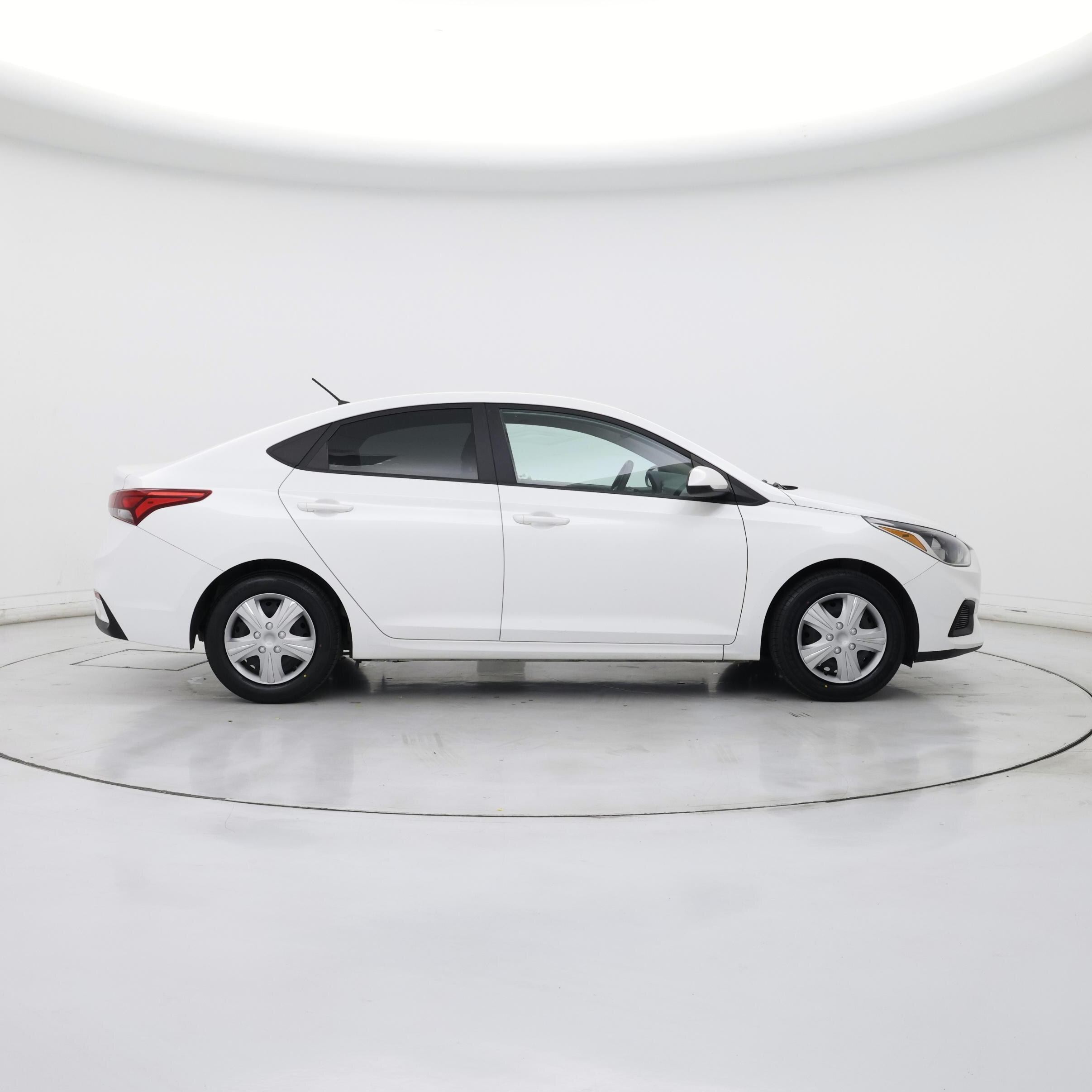 Thumbnail: 2022 Hyundai Accent - 7