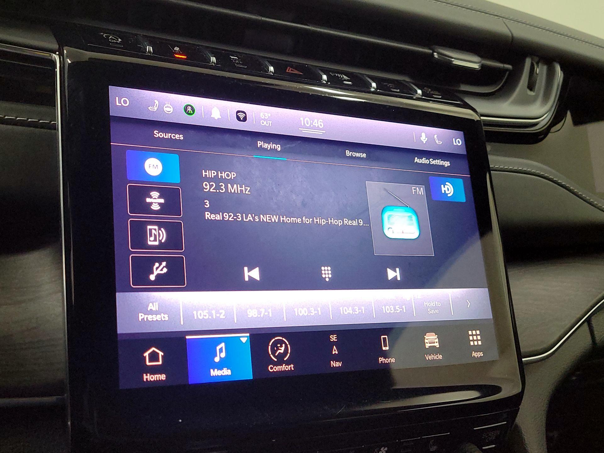 Thumbnail: 2023 Jeep Grand Cherokee L - 16