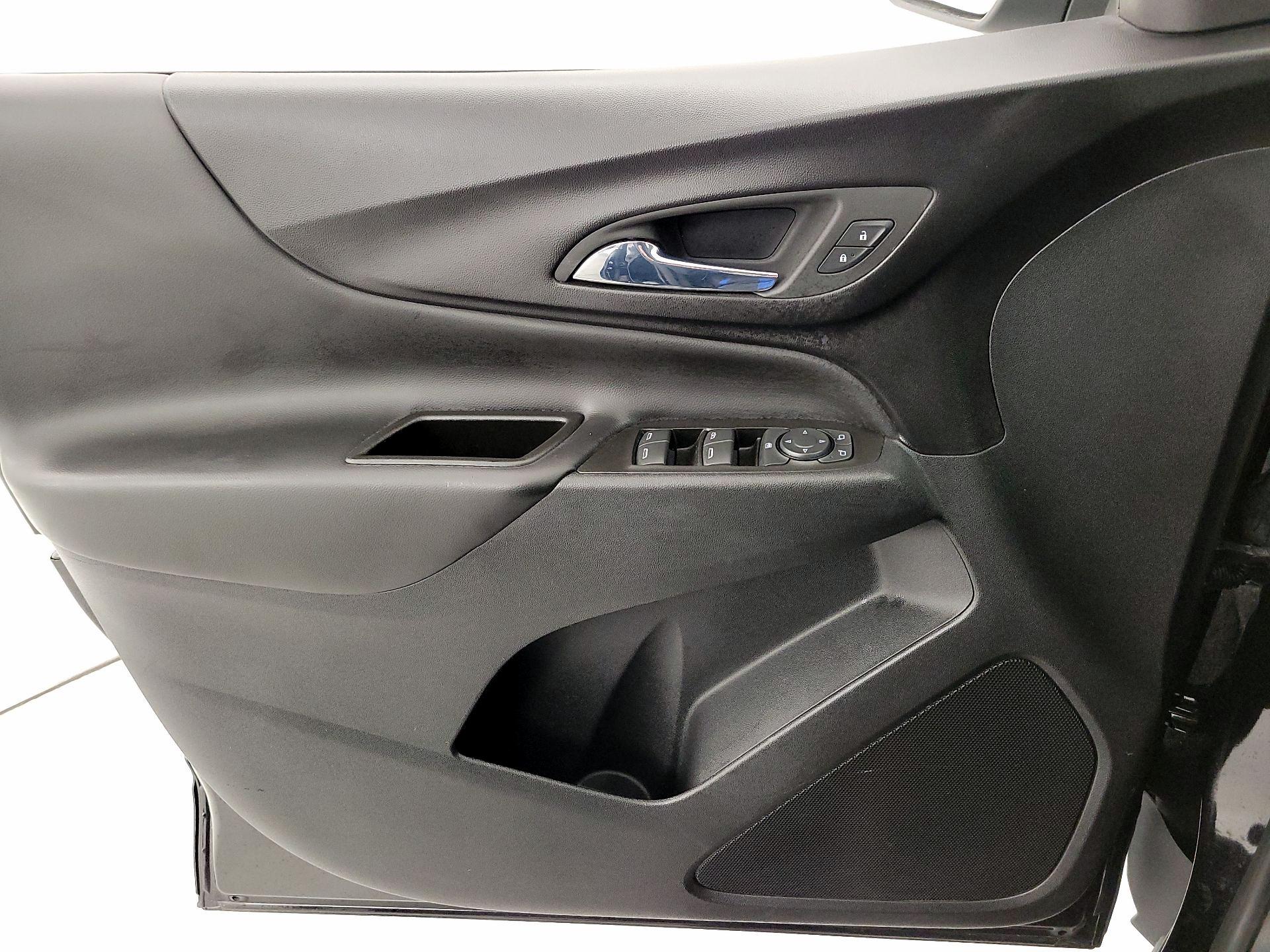 Thumbnail: 2023 Chevrolet Equinox - 12