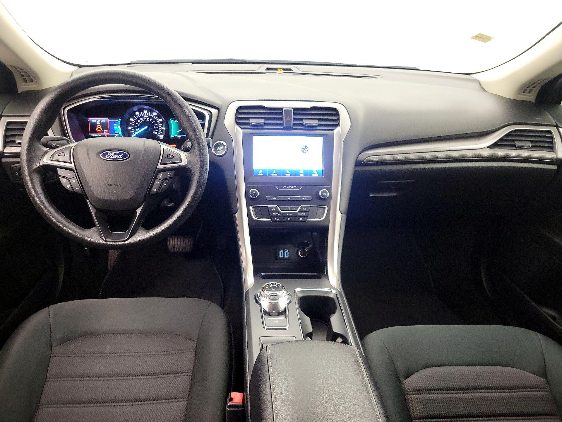 Thumbnail: 2020 Ford Fusion - 9